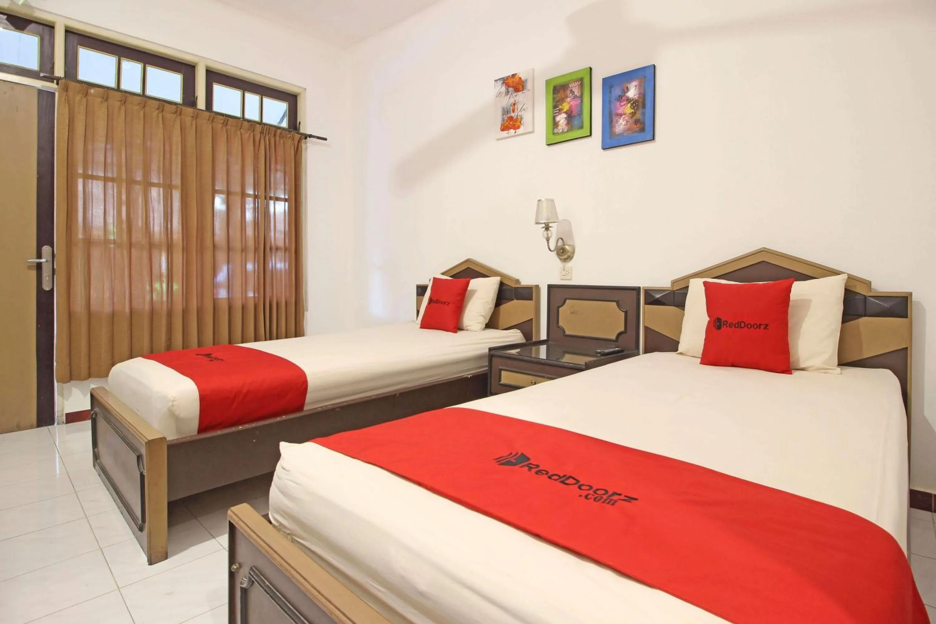Twin Room in RedDoorz near Pojok Beteng Prawirotaman