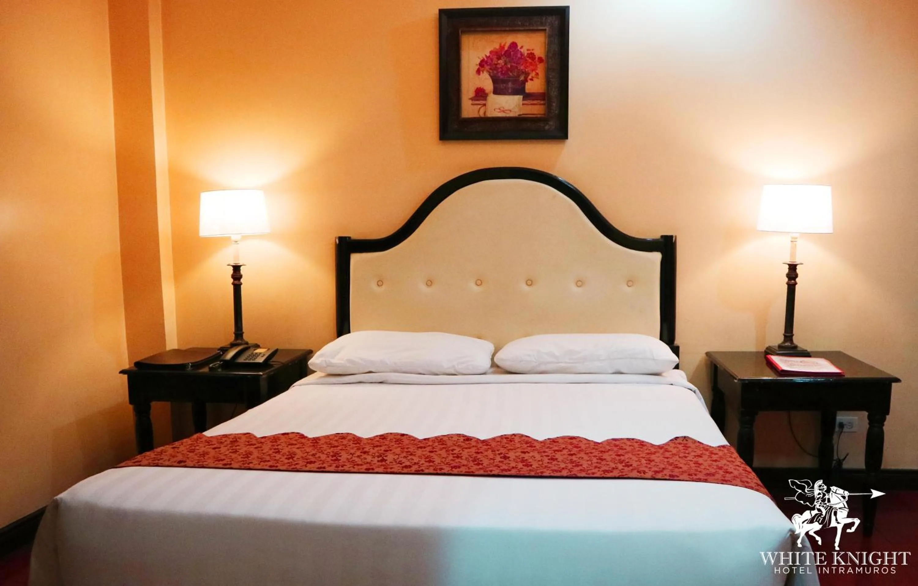 Standard Queen Room in White Knight Hotel Intramuros
