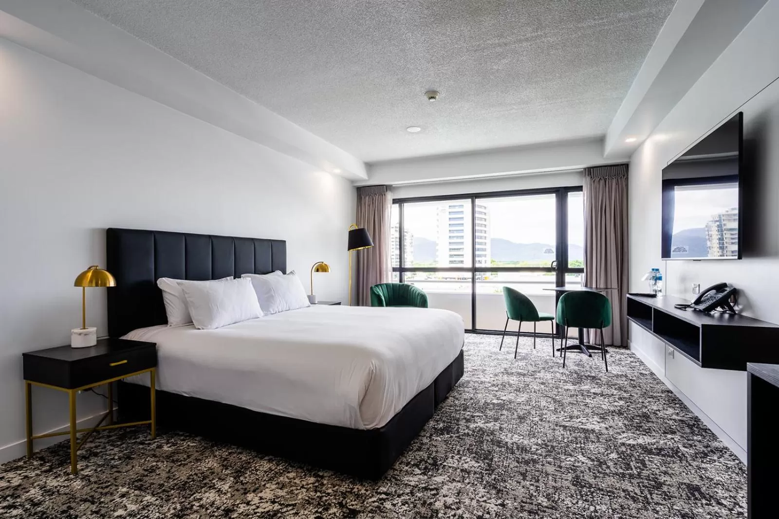 Superior King Room with Views in The Benson Hotel