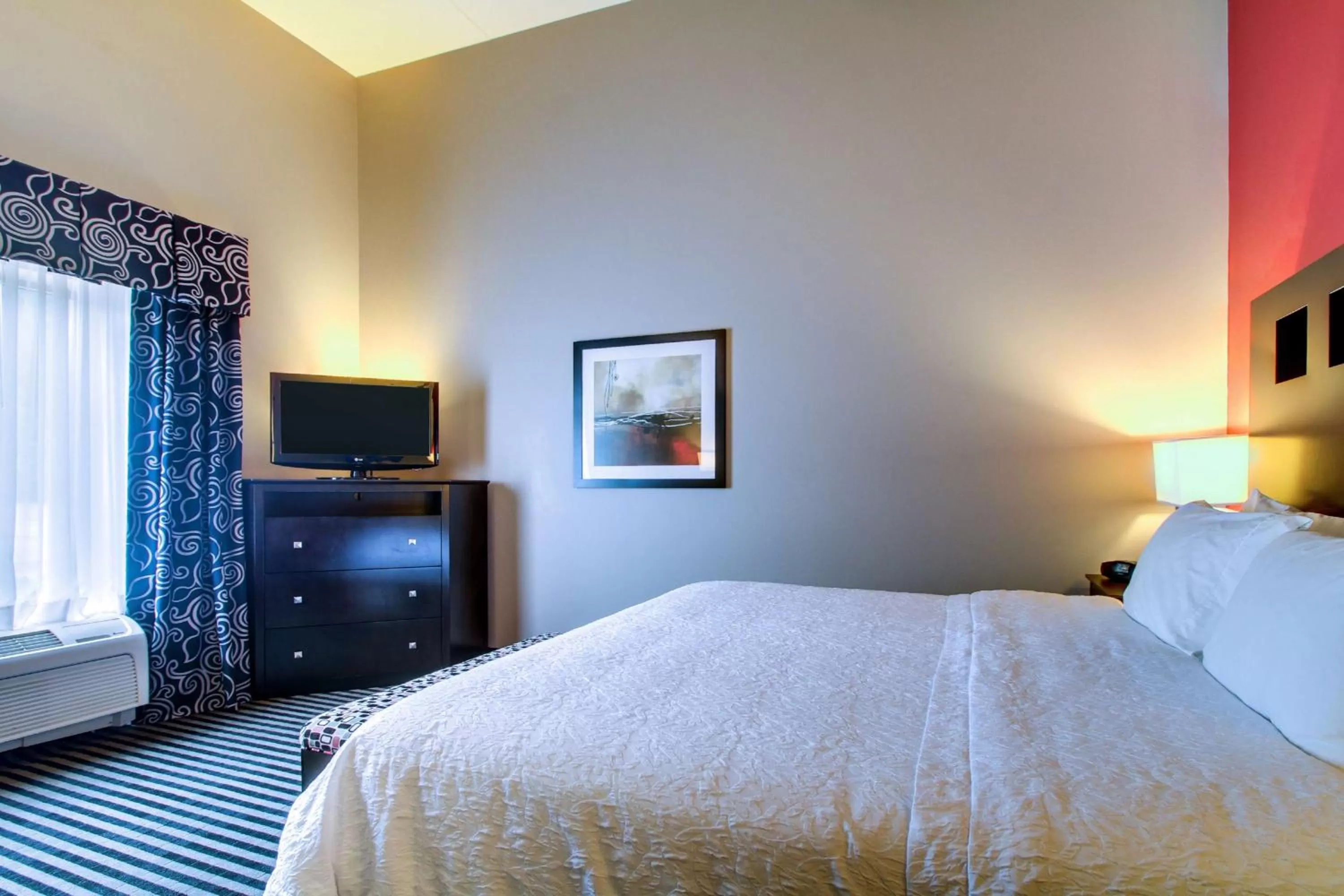 King Room - Non-Smoking in Hampton Inn Birmingham/Leeds