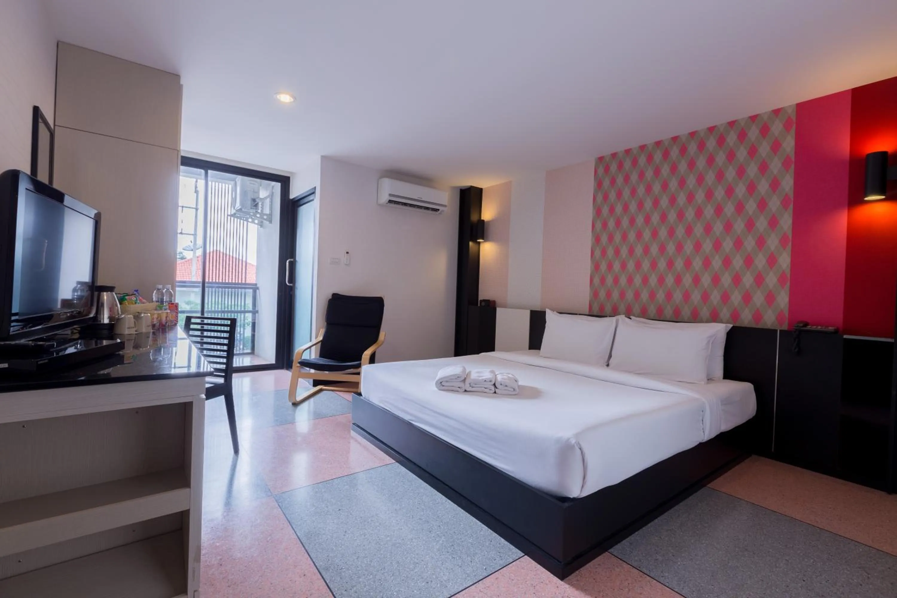 Deluxe Double Room in Pen Ta Hug Hotel