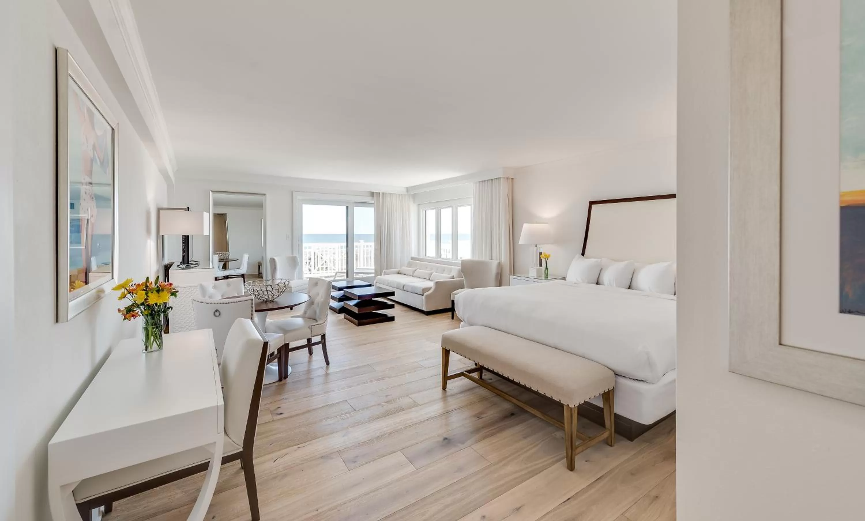 Oceanfront Luxury King Studio in ICONA Avalon