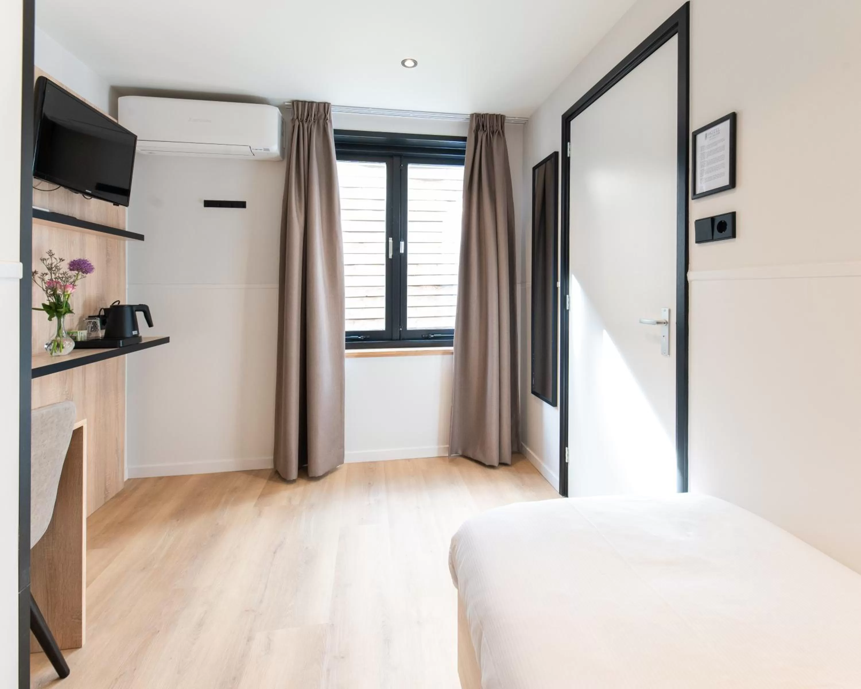 Superior Single Room in Hotel van Gelder
