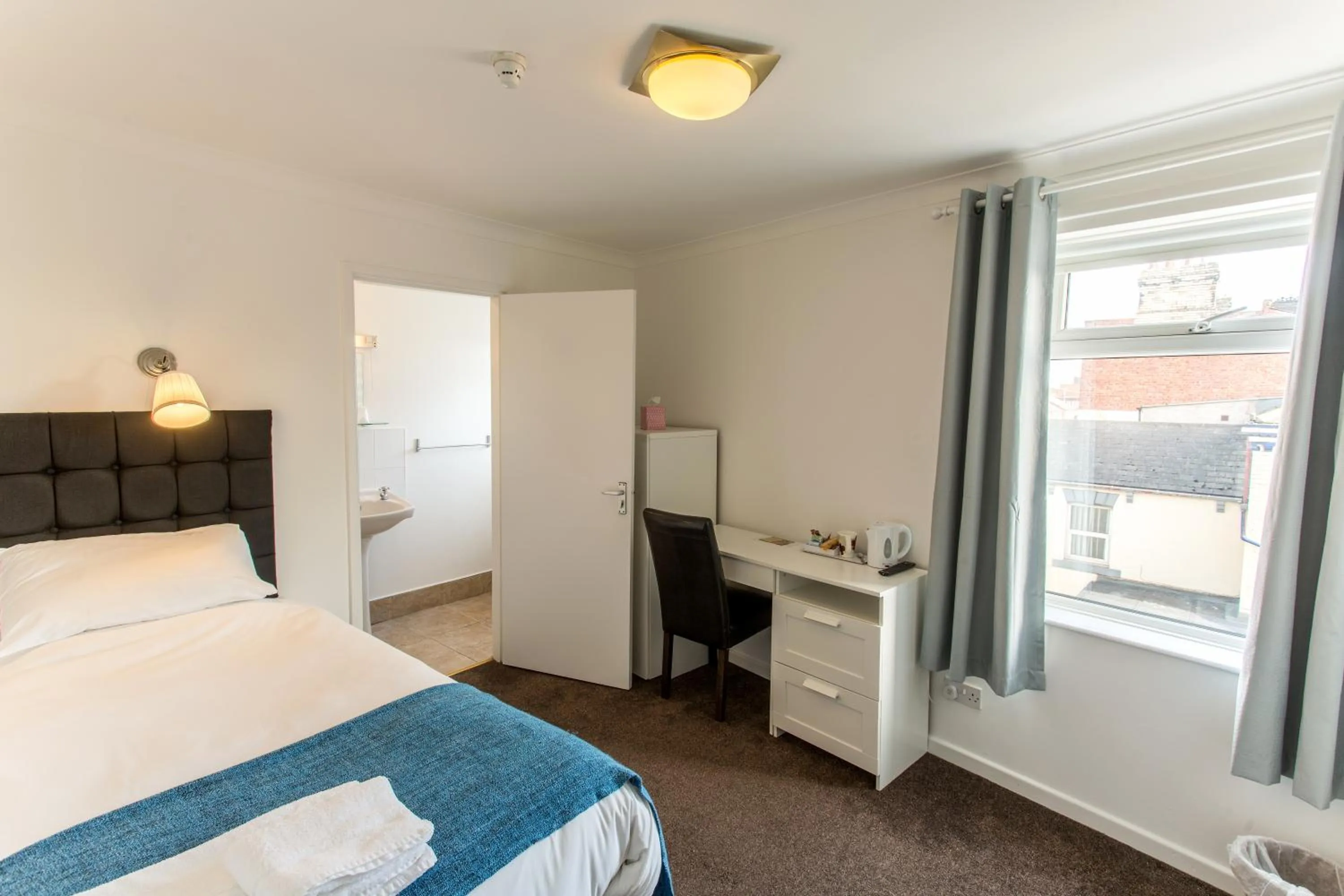 Standard Double Room in OYO The Douglas Hotel