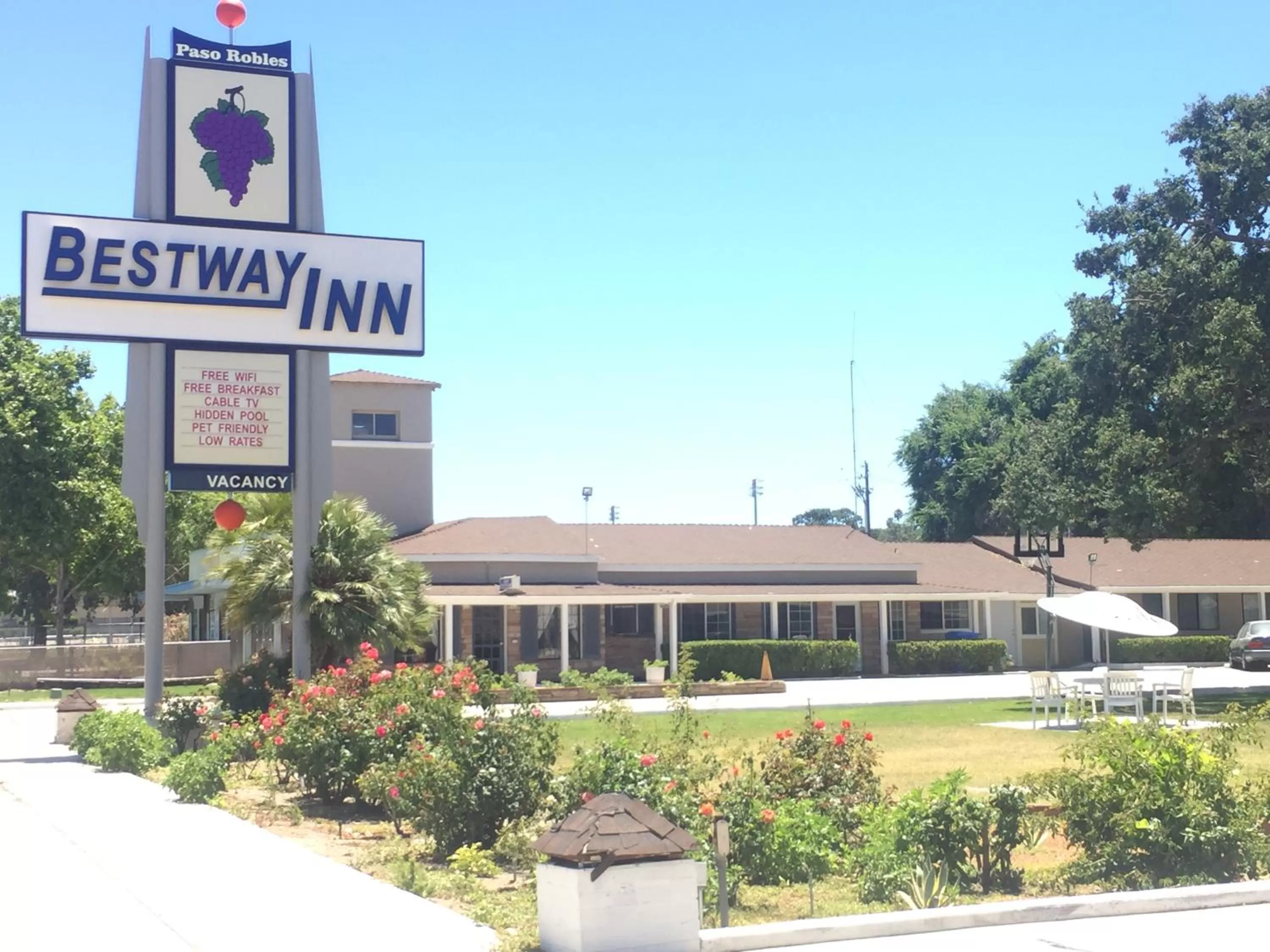 Property building in Bestway Inn