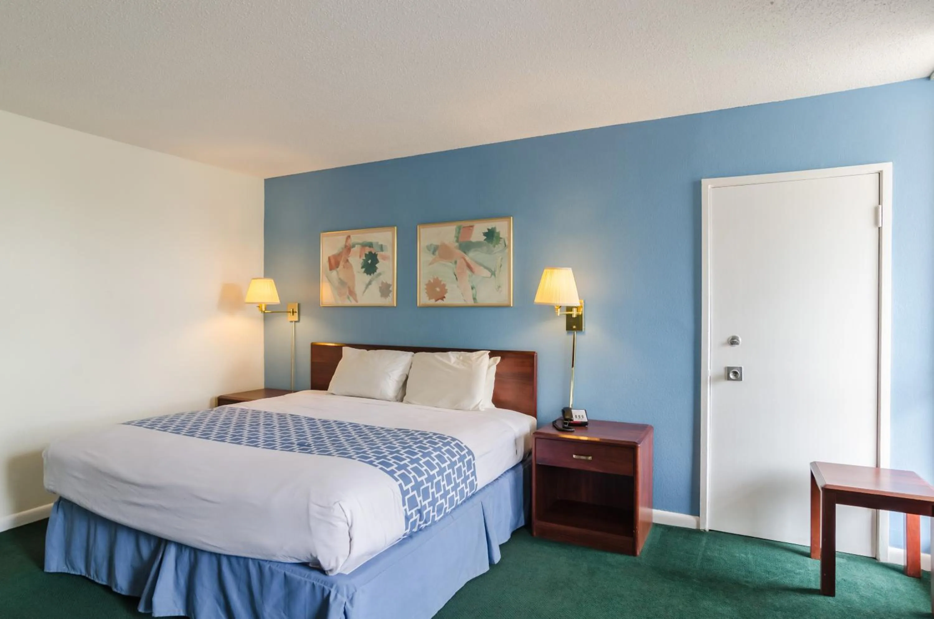 King Room - Smoking  in Alamo Inn & Suites