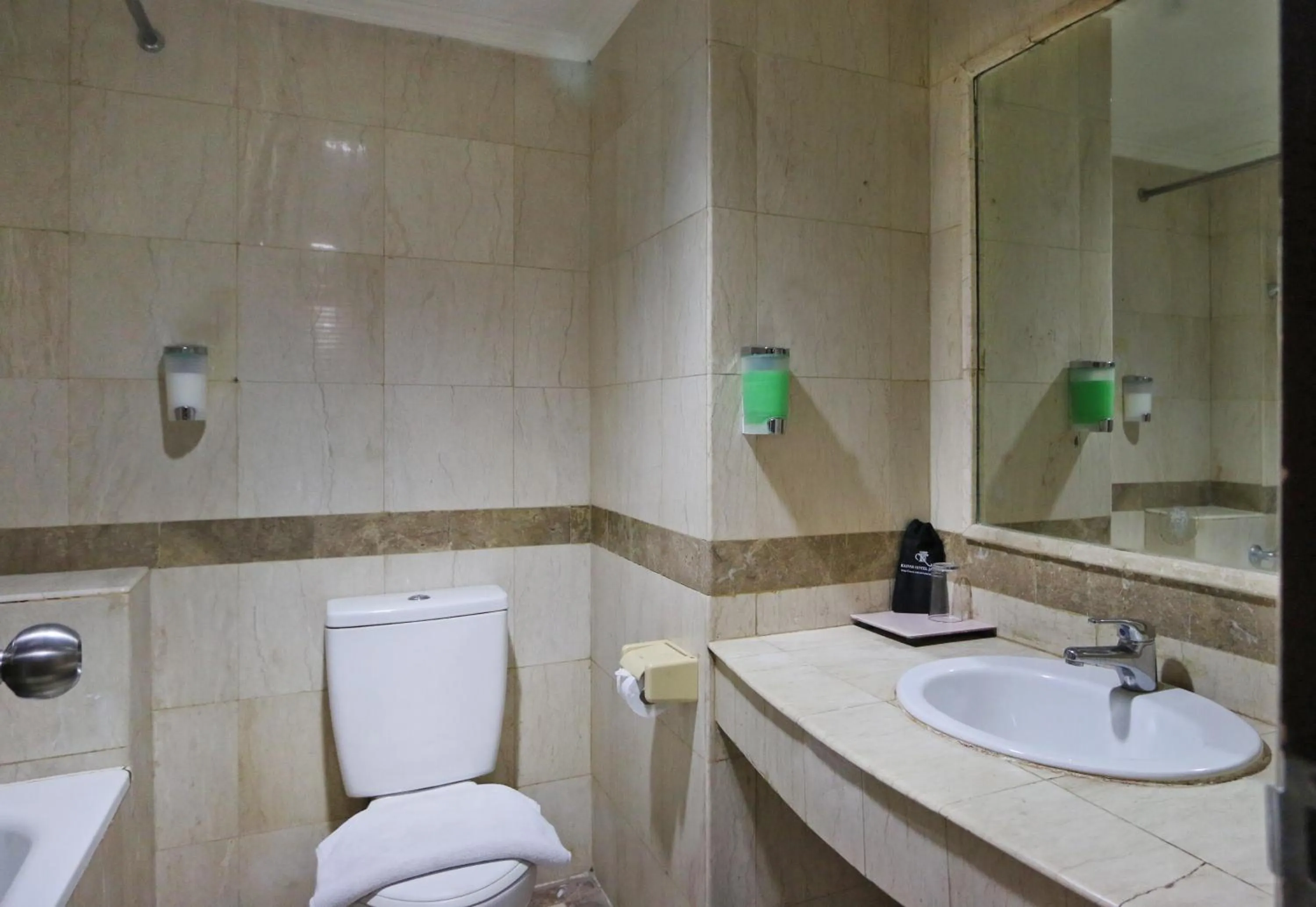 Superior Twin Room in Hotel Kaisar