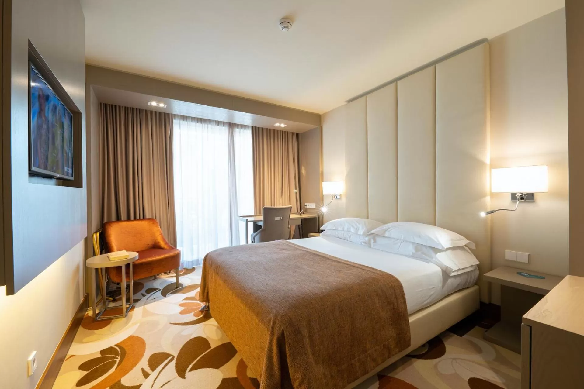 Superior Room in Smy Lisboa