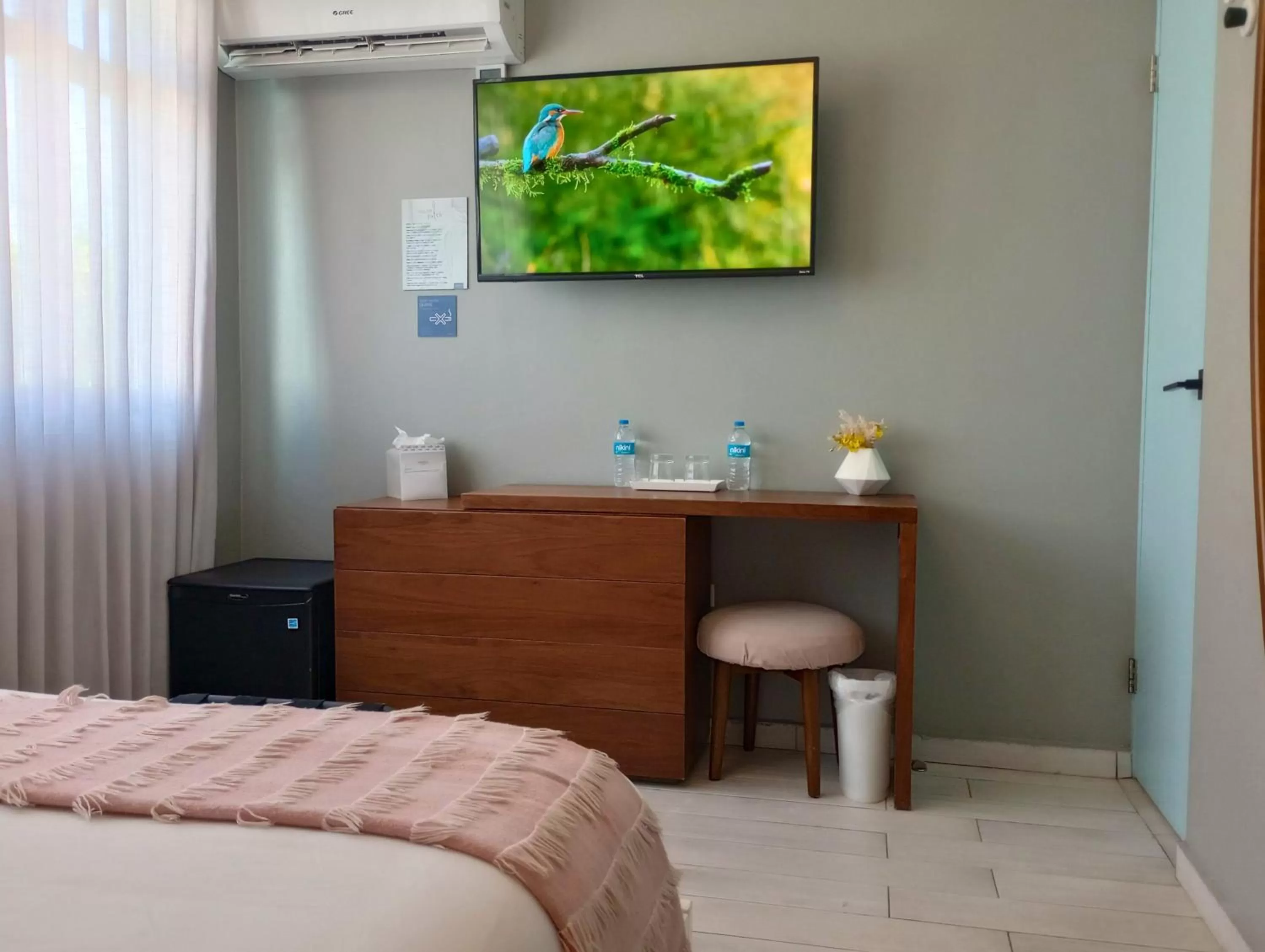 Queen Room in Trópica Beach Hotel