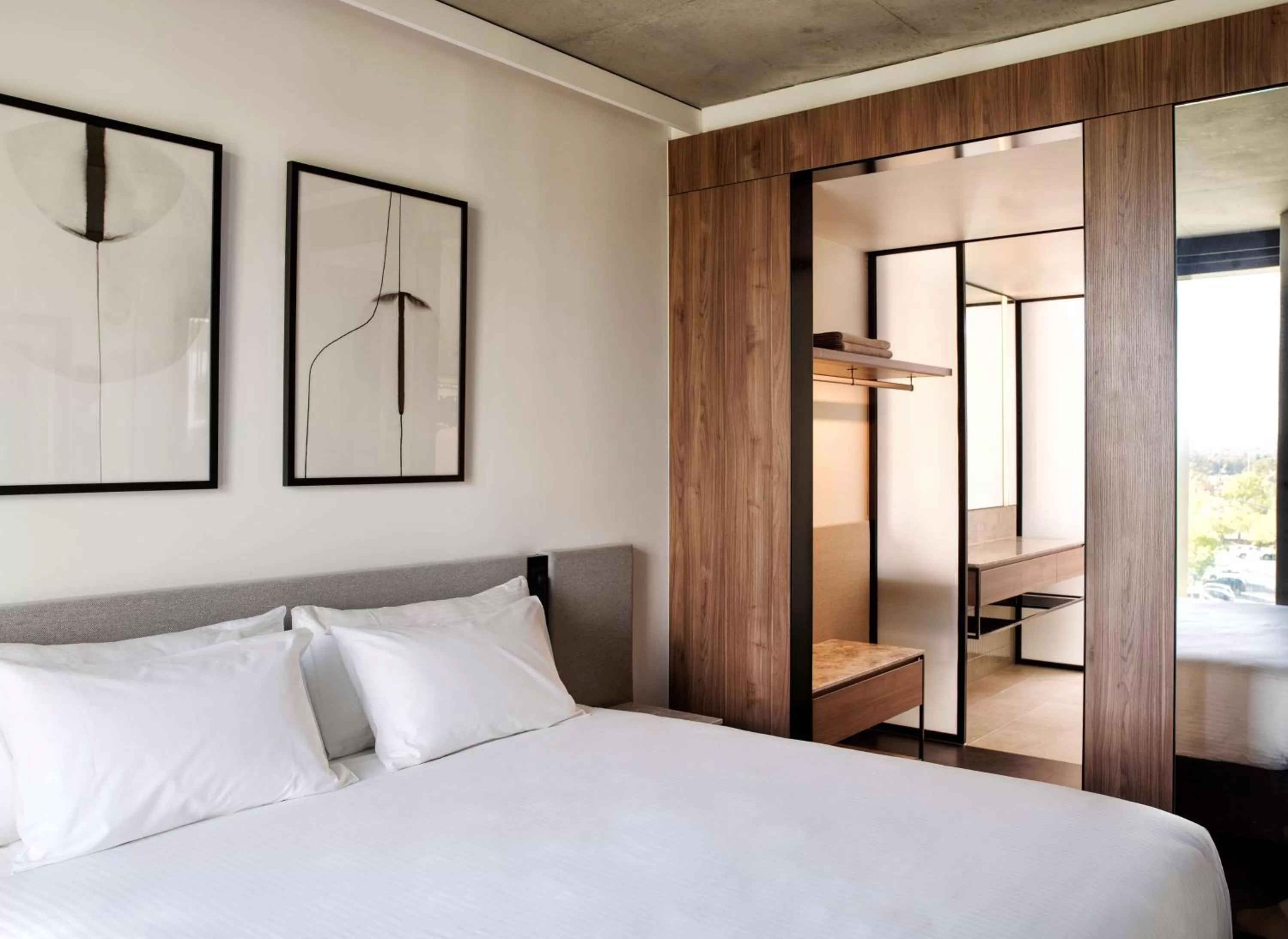 Two-Bedroom Interconnecting Apartment  in A by Adina Canberra