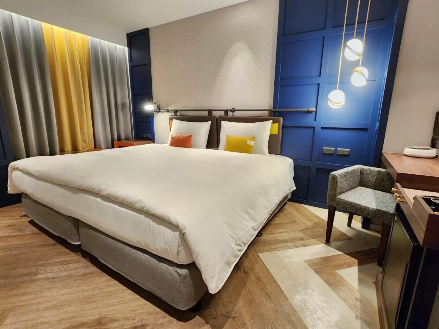 Standard Double Room in OLAH Poshtel - Taichung Station