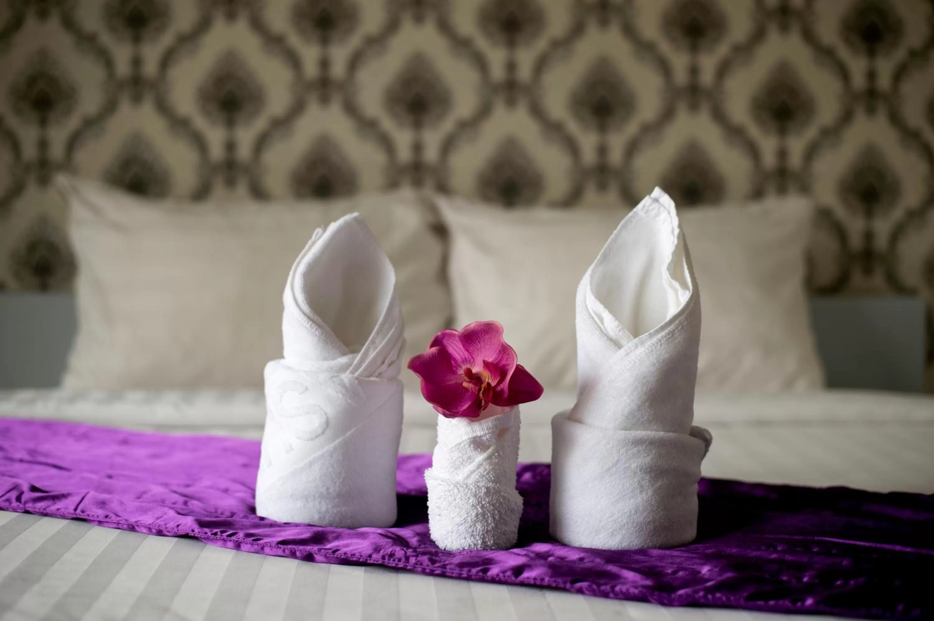 Deluxe King Room in White Residence Hotel & Apartment