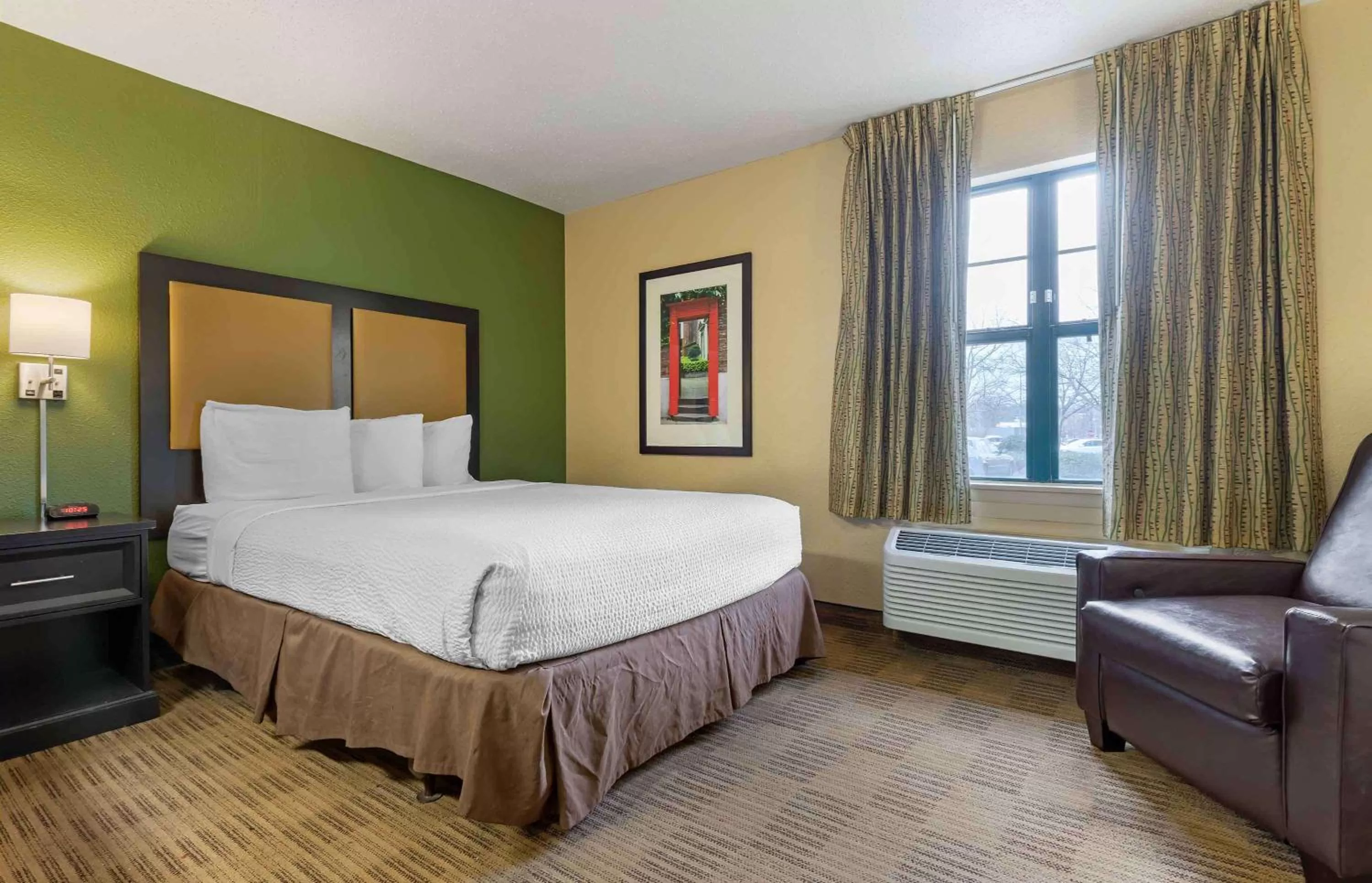 Queen Studio - Non-Smoking in Extended Stay America Select Suites - Greenville - Airport