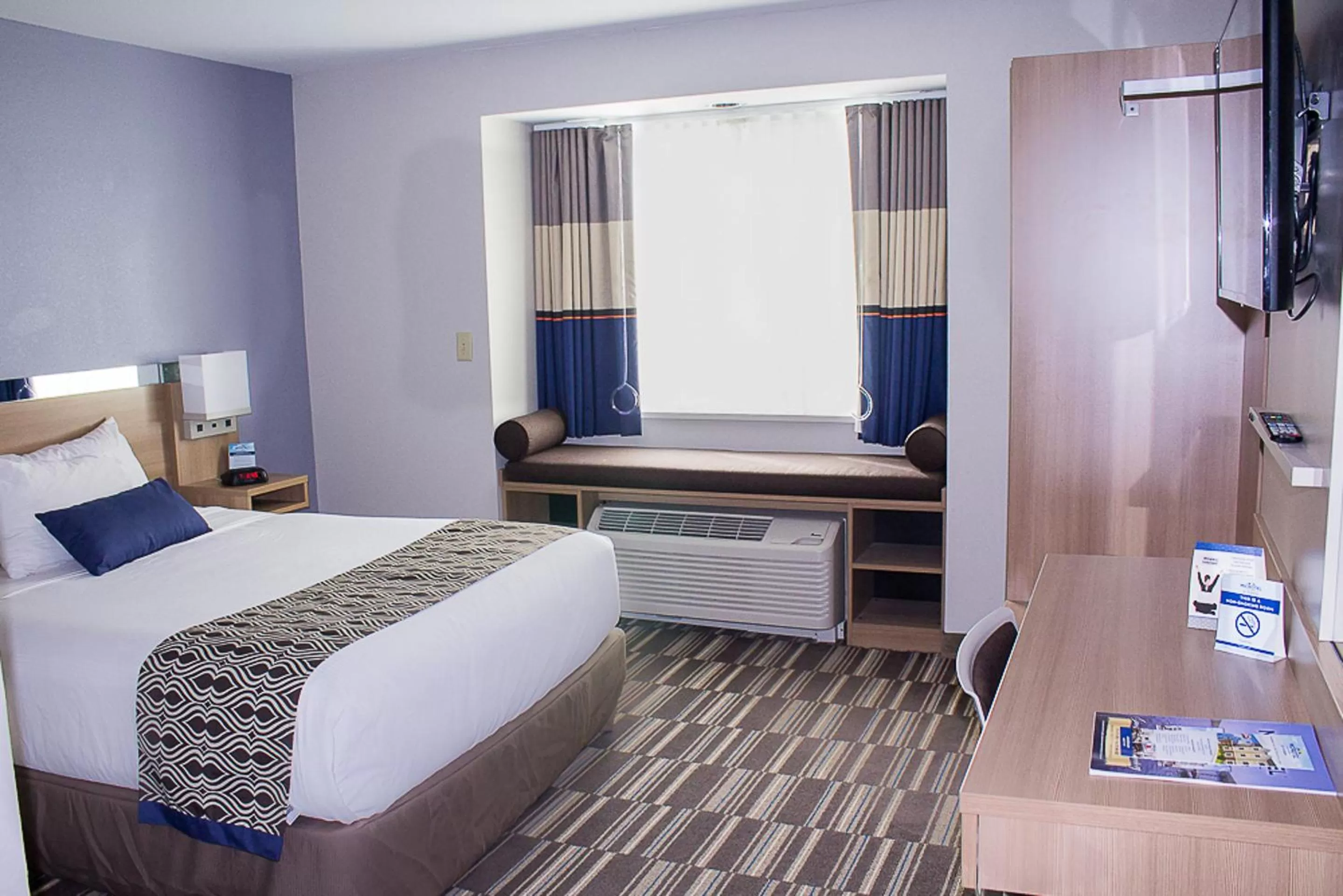 Queen Room - Hearing Accessible/Non-Smoking in Microtel Inn & Suites by Wyndham - Penn Yan