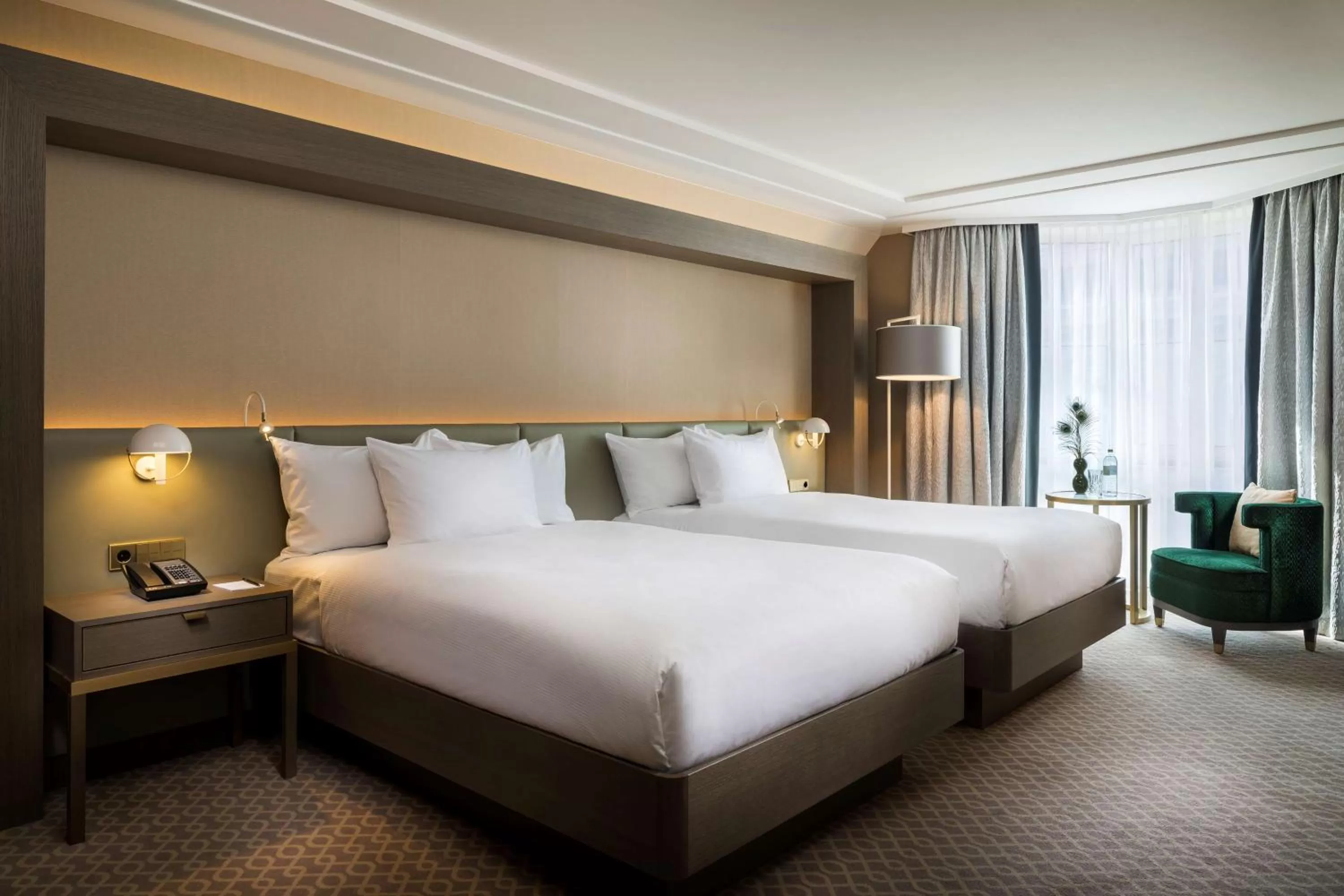 Twin Executive Room in Hilton Vienna Plaza