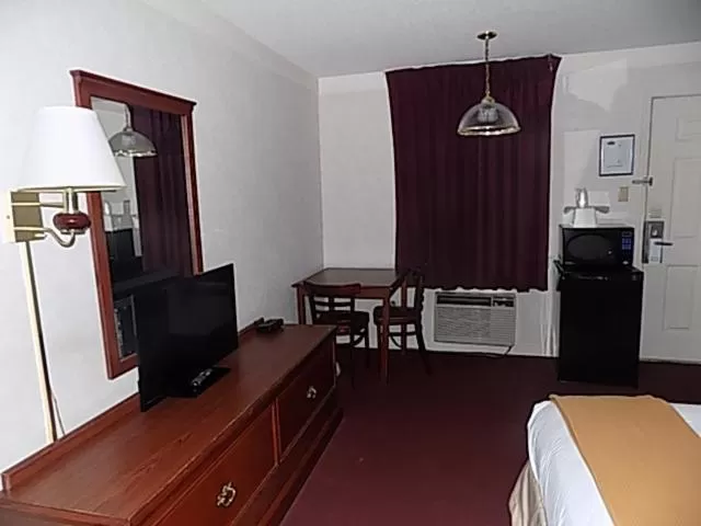 Standard Room with Two Queen Beds in Plantation Oaks