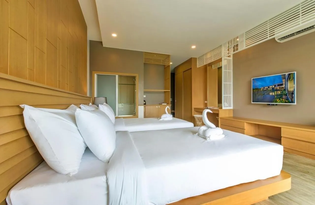 Deluxe Partial Sea View in Baan Rim Ao