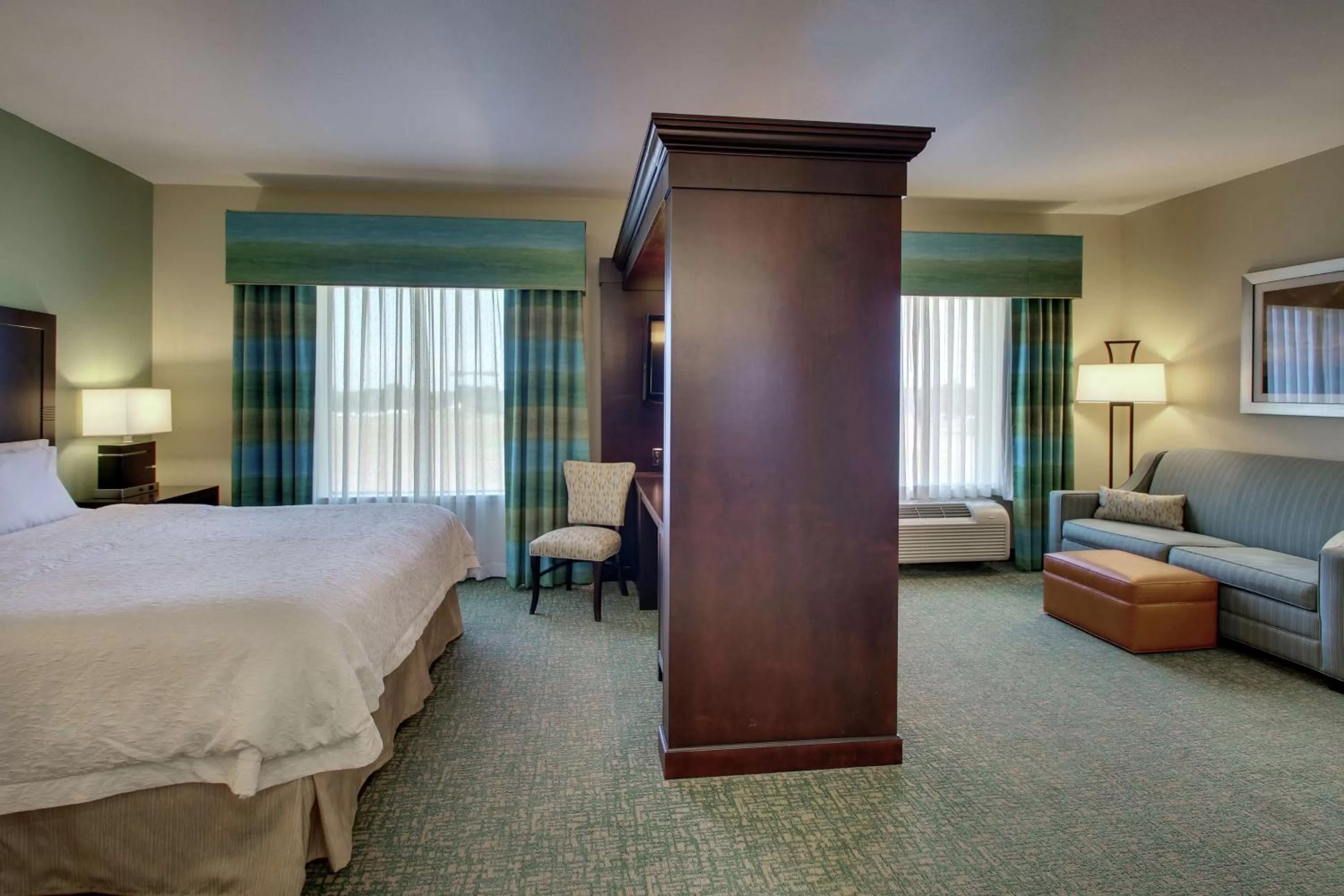 King Studio Suite - Non-Smoking in Hampton Inn Vernon