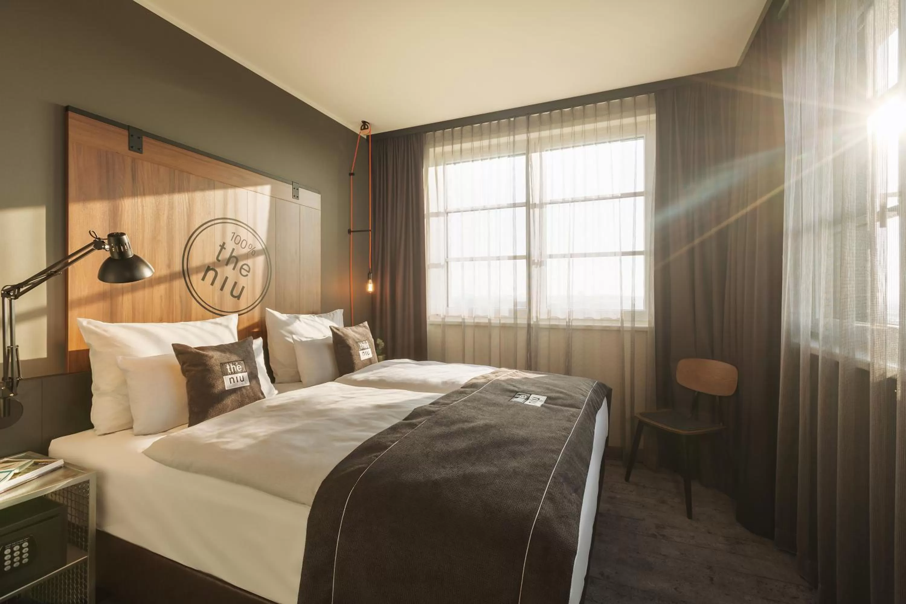 Standard Double Room in Holiday Inn - the niu, Bricks Hamburg Eppendorf by IHG