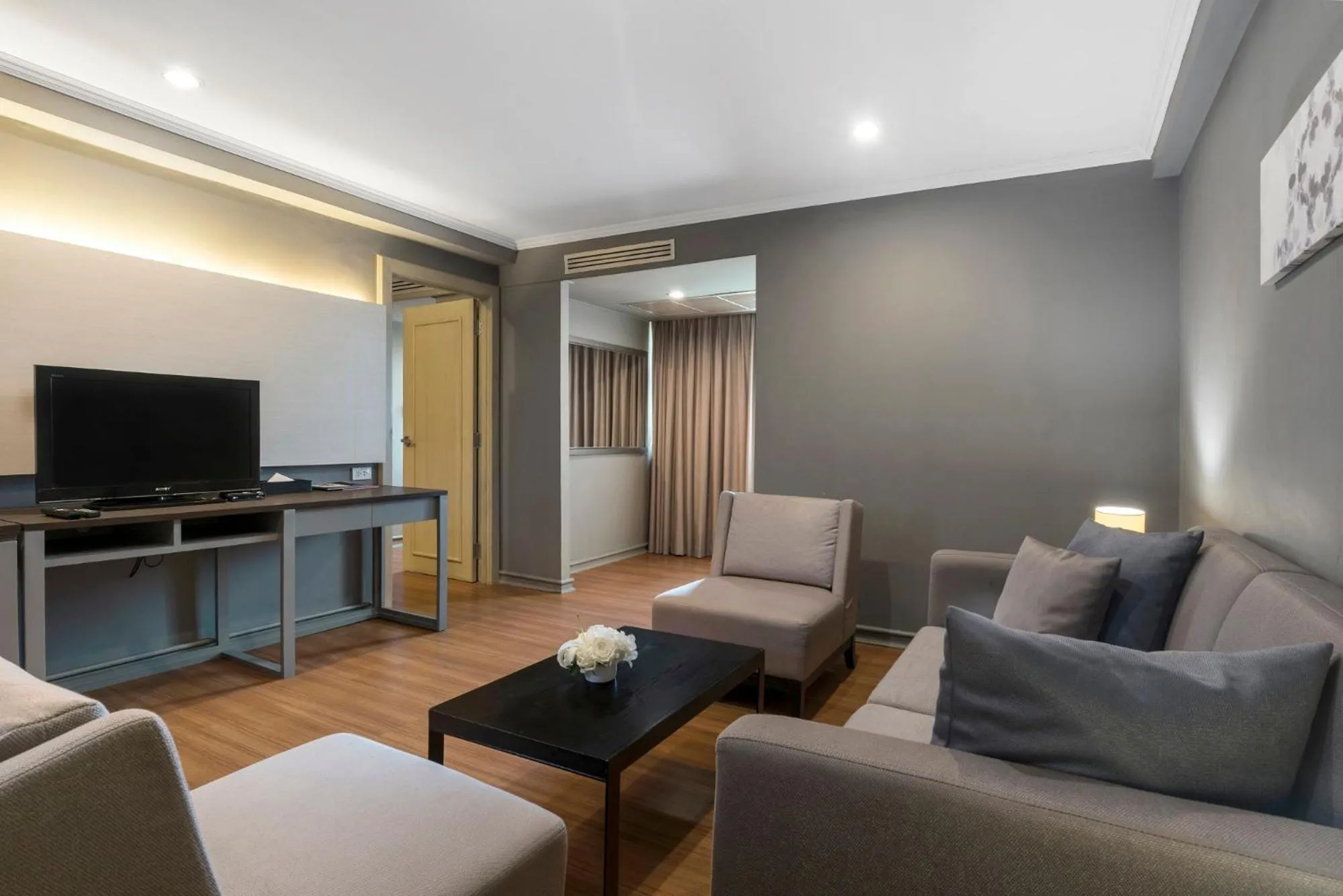 Junior Suite in SC Park Hotel