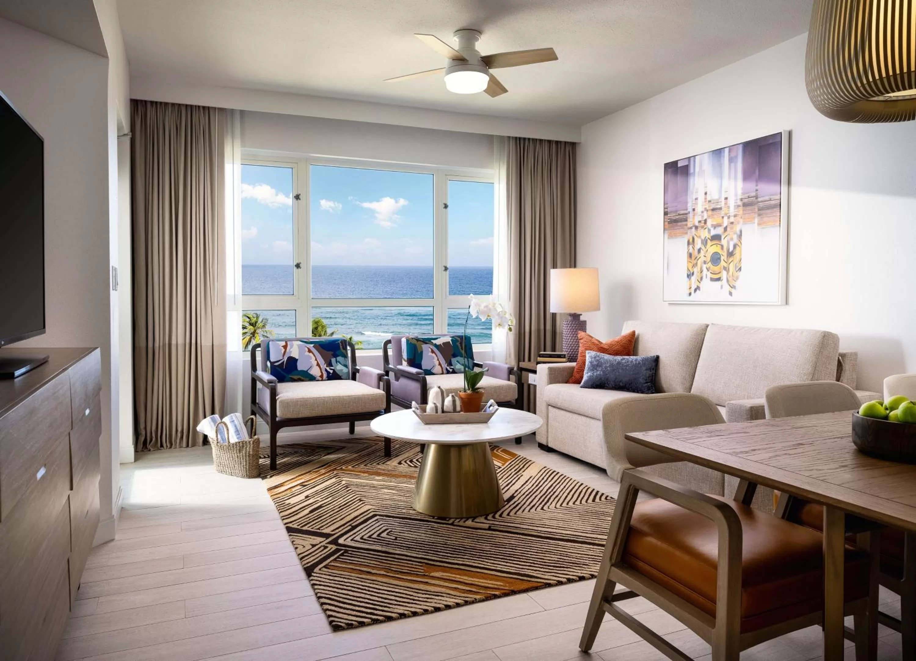 One Bedroom Accessible Tub in Hyatt Vacation Club at Hacienda del Mar