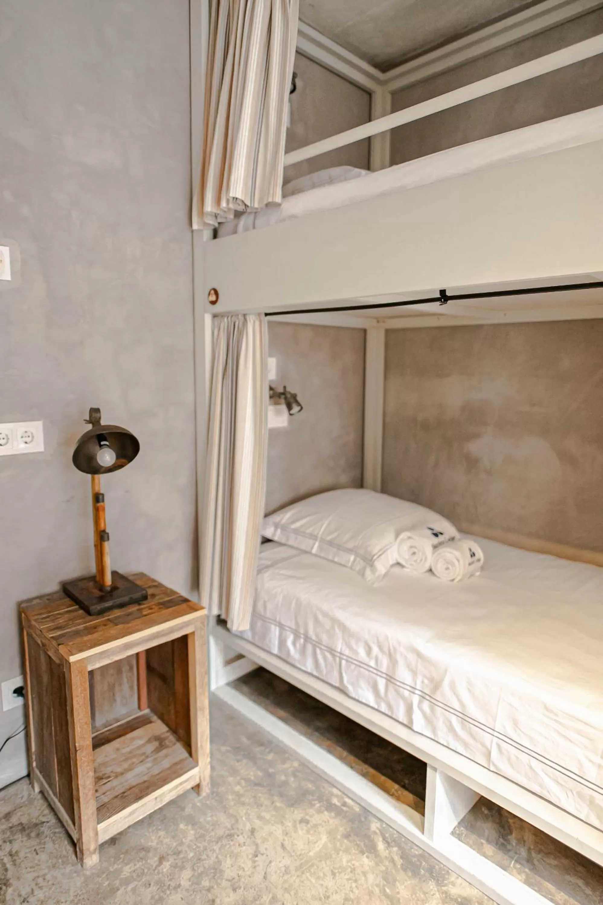 Family Room in Surfers Lodge Peniche