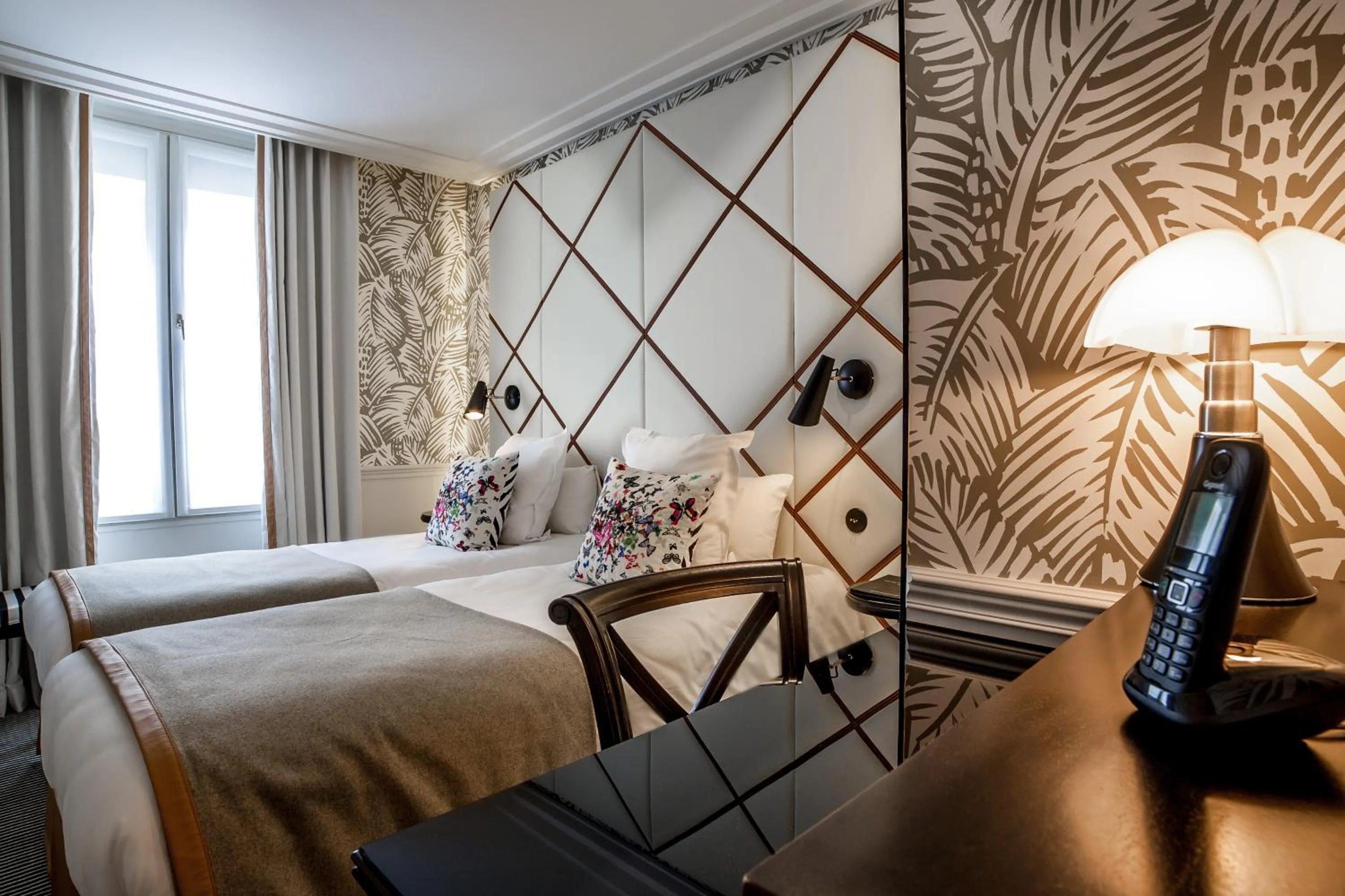 Classic Twin Room in Hôtel Jardin Le Bréa