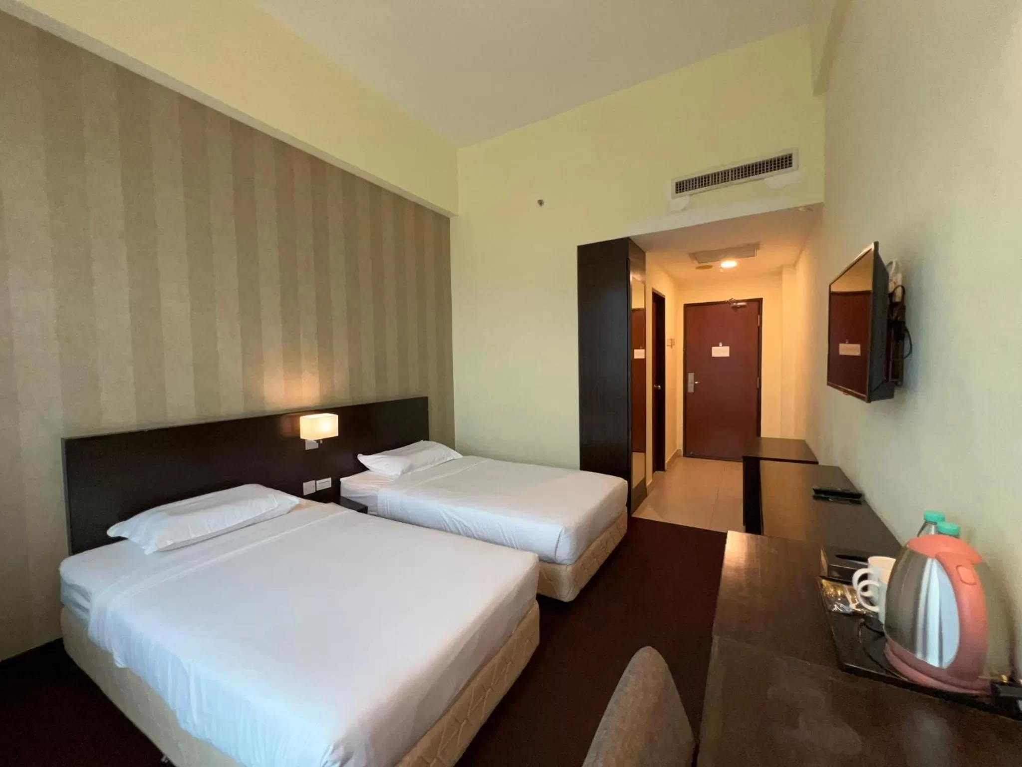 Superior Twin Room in SSL Traders Hotel