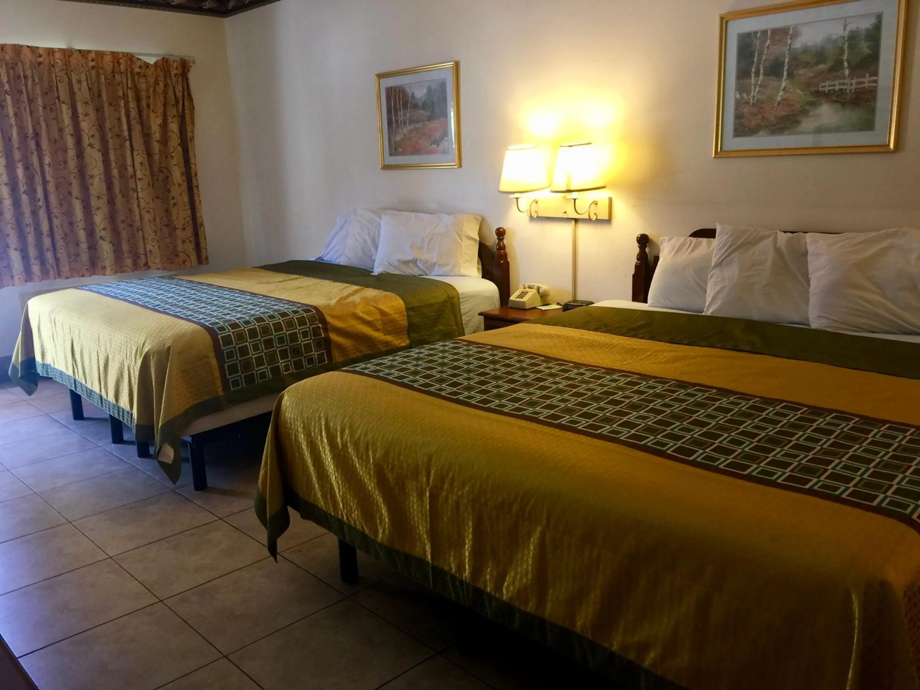 Family Suite in Texas Inn and Suites RGV