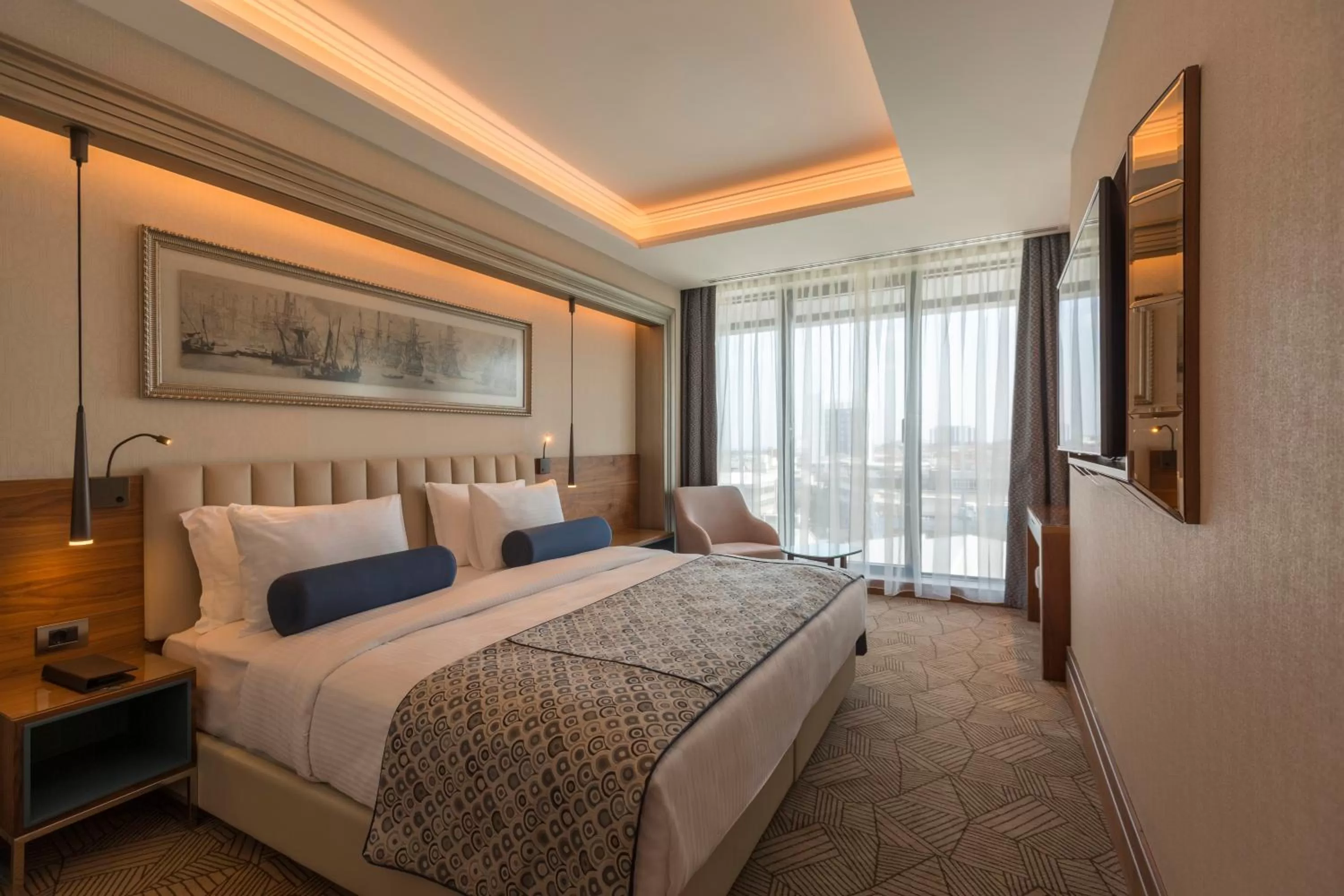 Suite with City View in Golden Tulip Istanbul Bayrampasa
