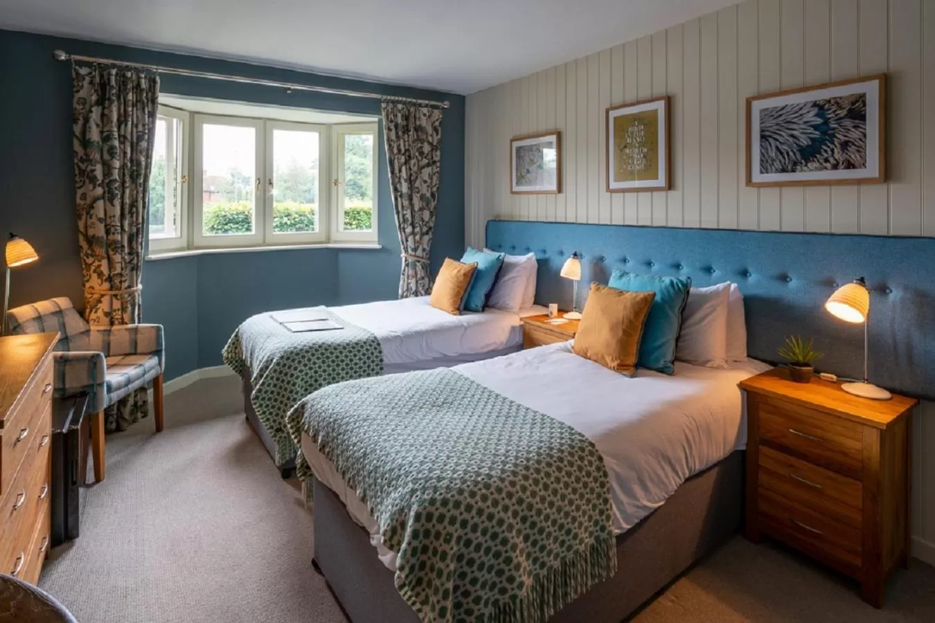 Executive Twin Room in The Bird In Hand