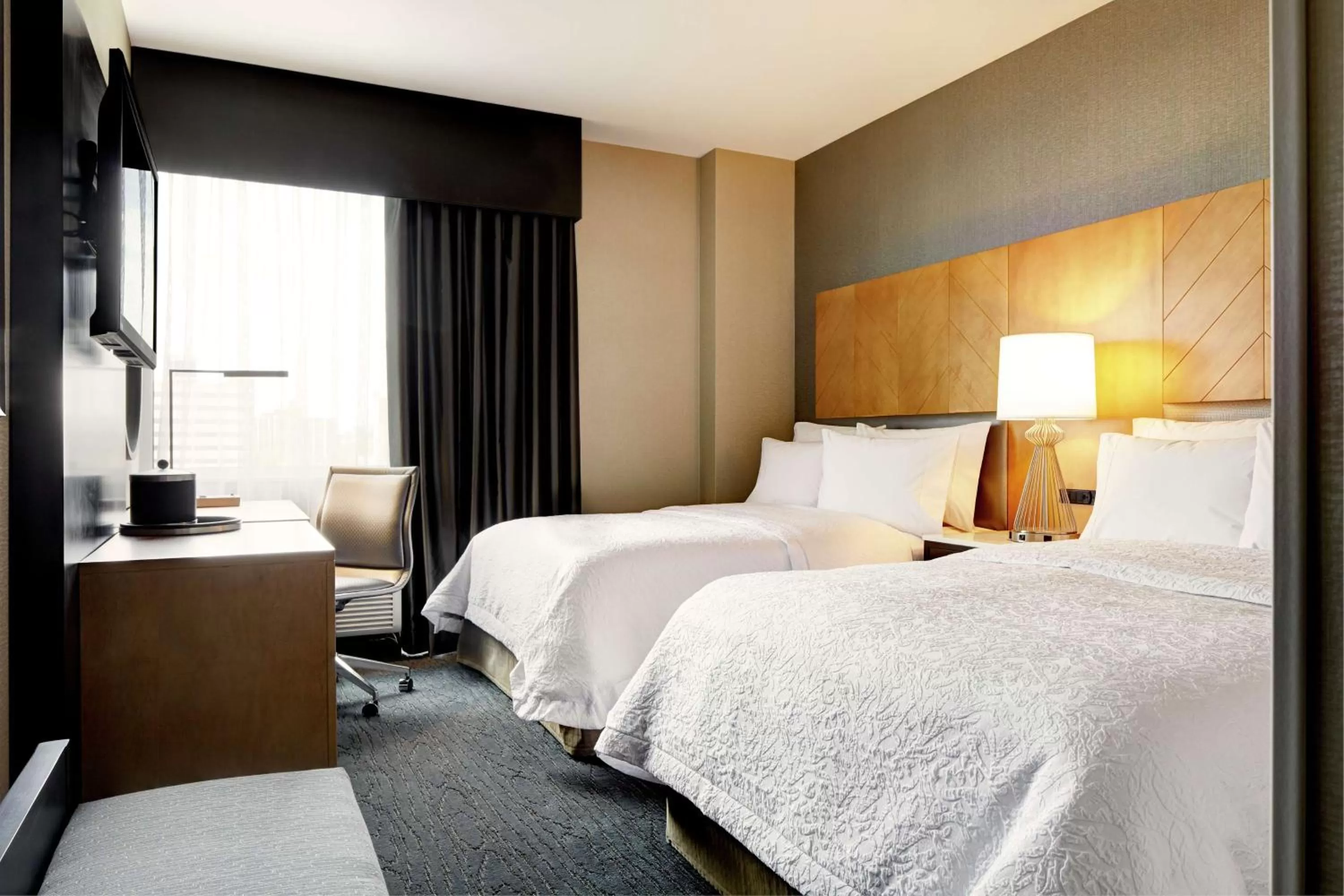 Double Room with Two Double Beds - Hearing Access/Non-Smoking in Hampton Inn Brooklyn Downtown