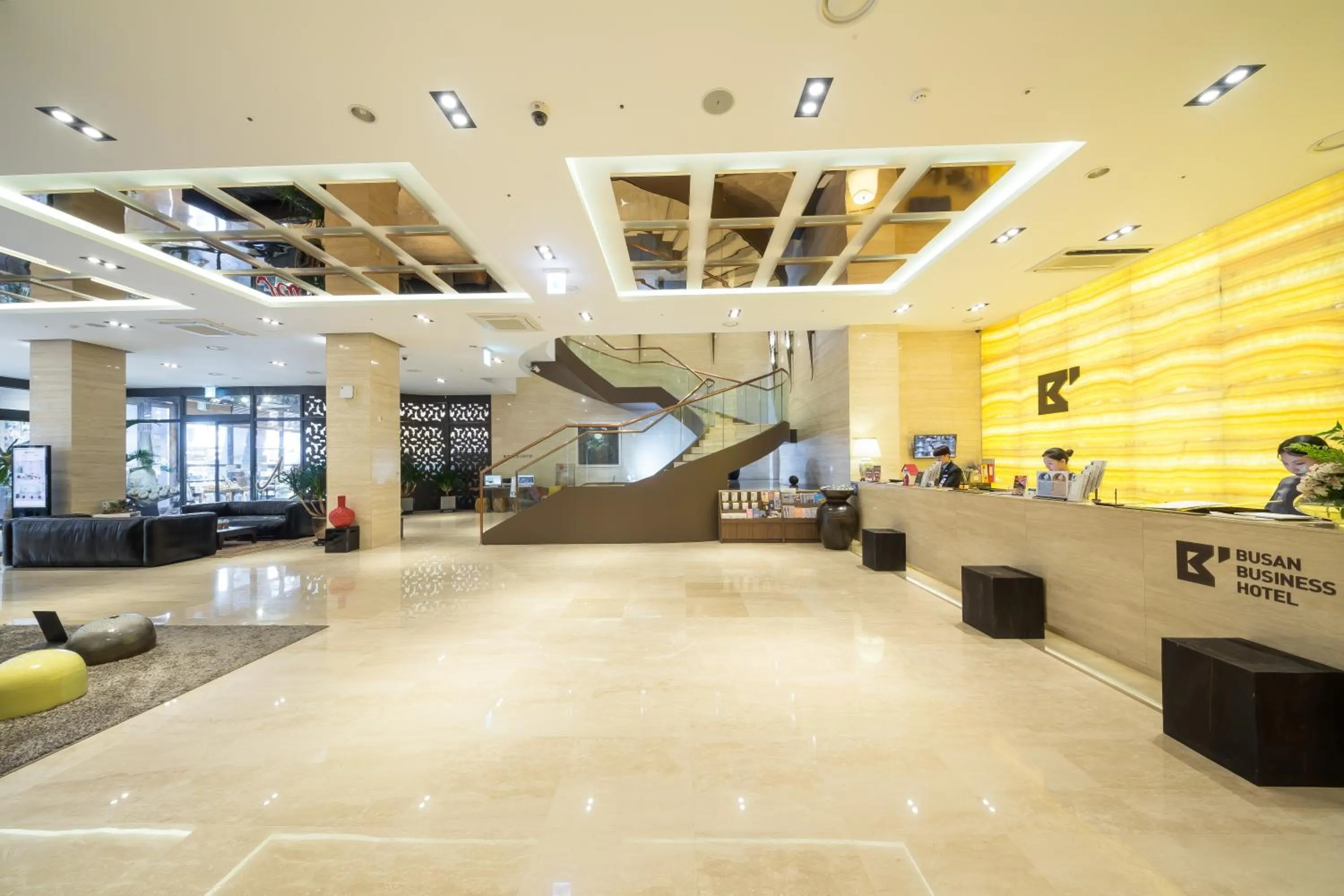 Lobby or reception in Busan Business Hotel