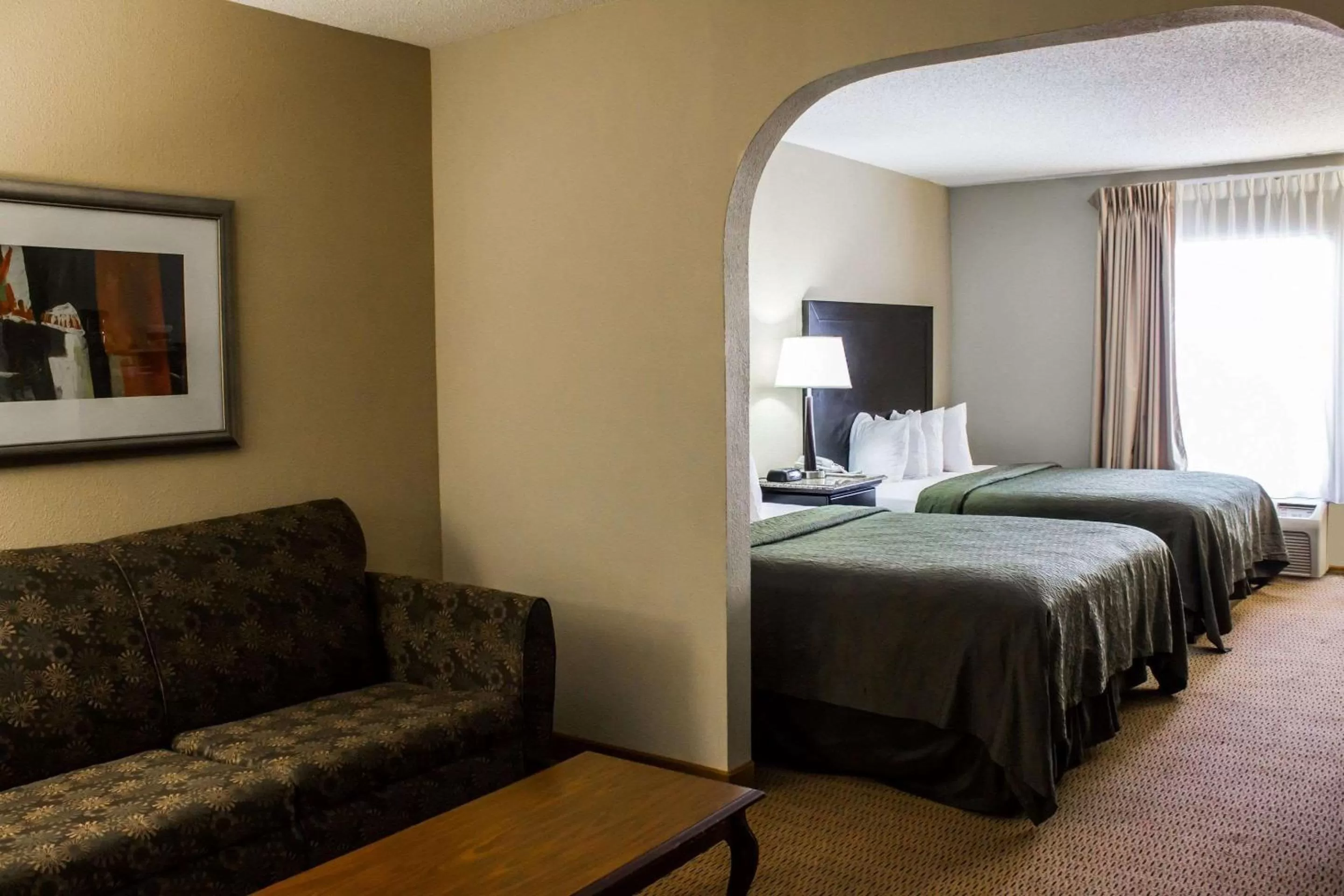 Photo of the whole room, Bed in Quality Inn & Suites Wilson I-95
