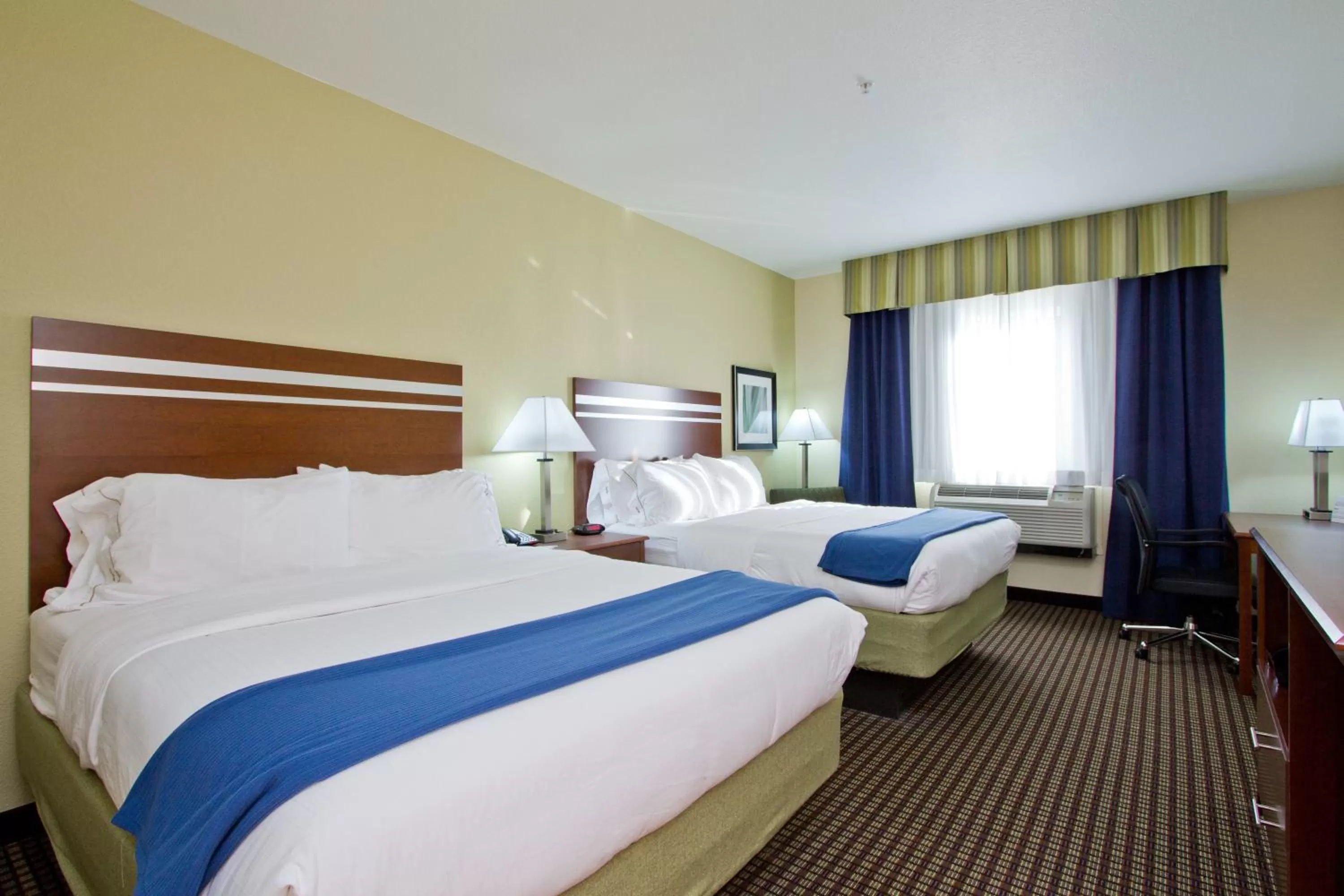 Standard Room with Two Queen Beds in Holiday Inn Express and Suites Denver East Peoria Street by IHG