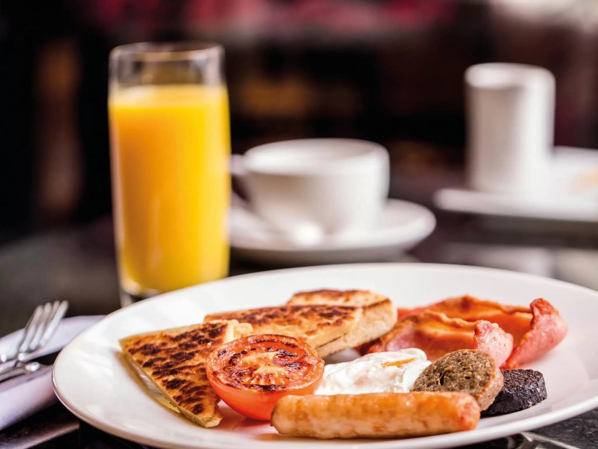 English/Irish breakfast in The Stormont Hotel