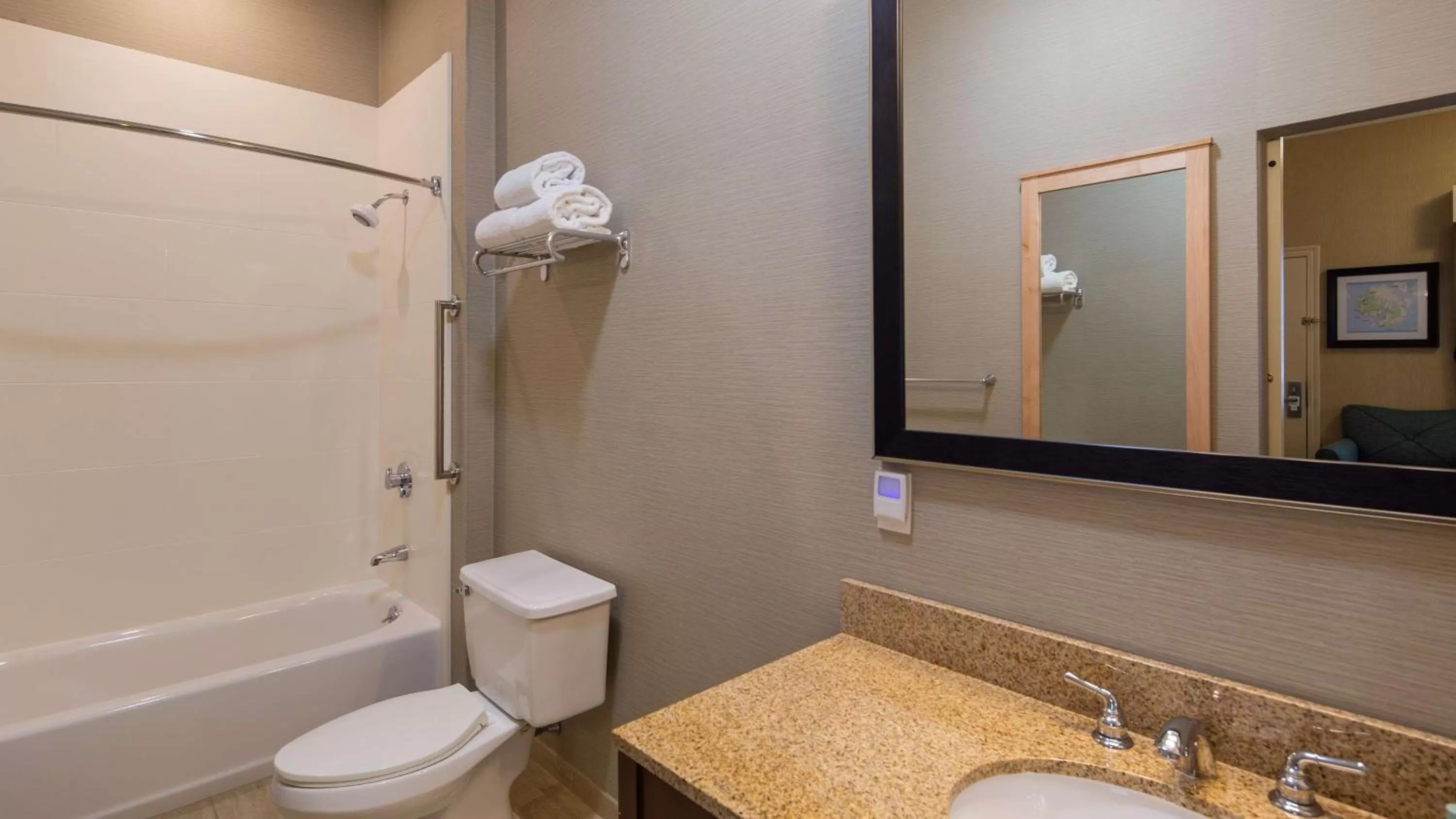  King Suite with Sofa Bed - Non-Smoking in Best Western Acadia Park Inn