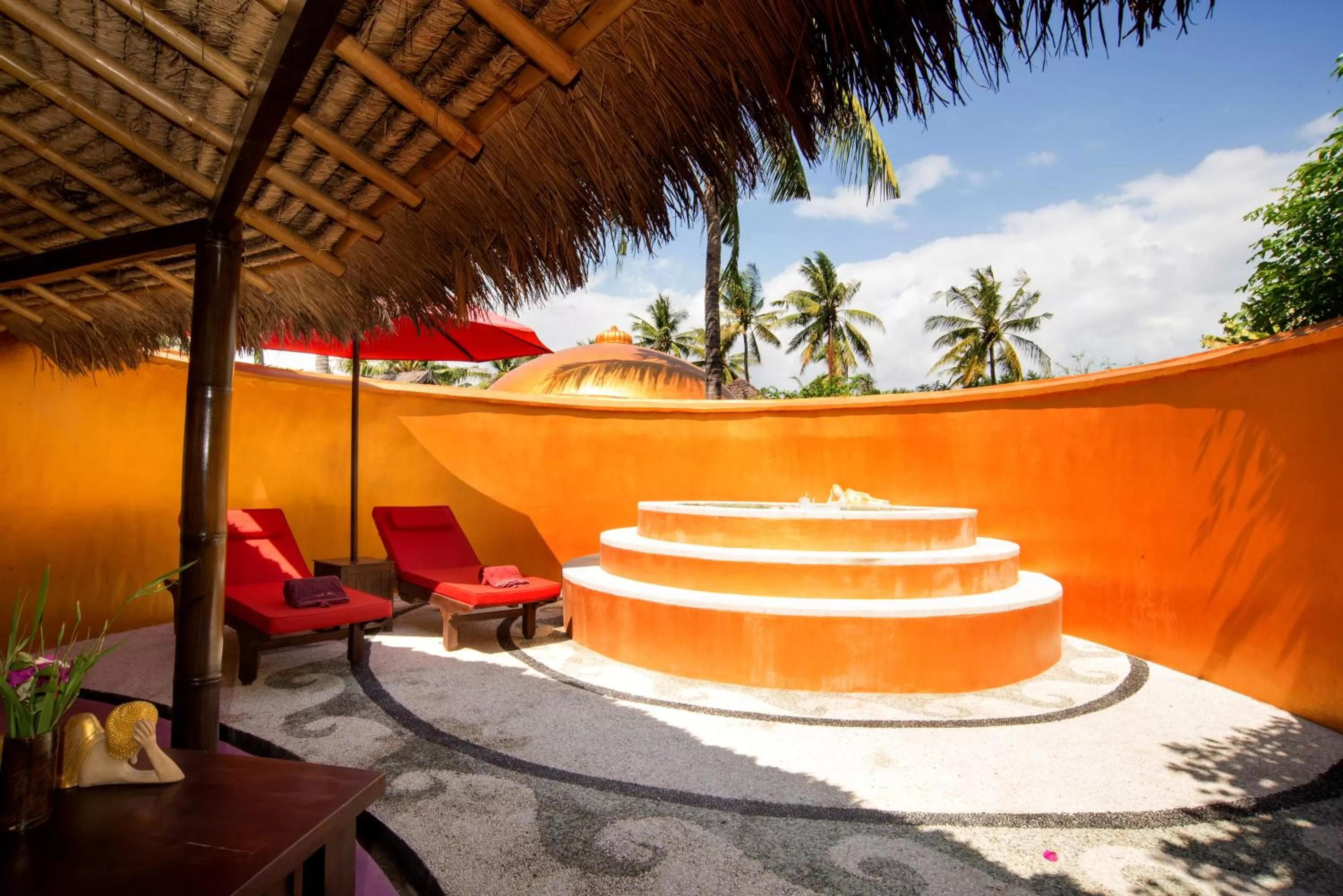Jacuzzi Loft Villa in Bel Air Resort