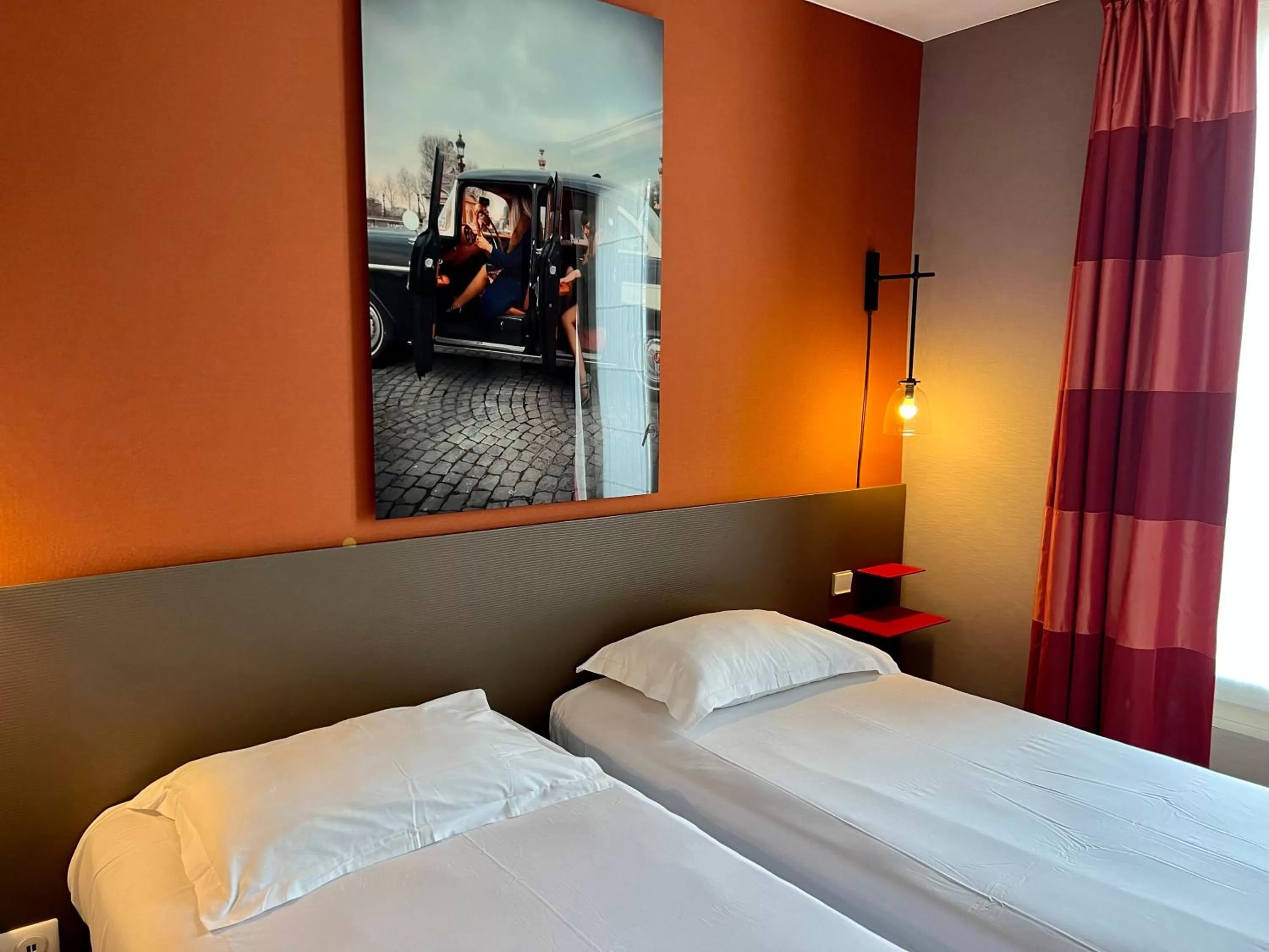 Twin Room in Hôtel Zélie Champs-Elysées