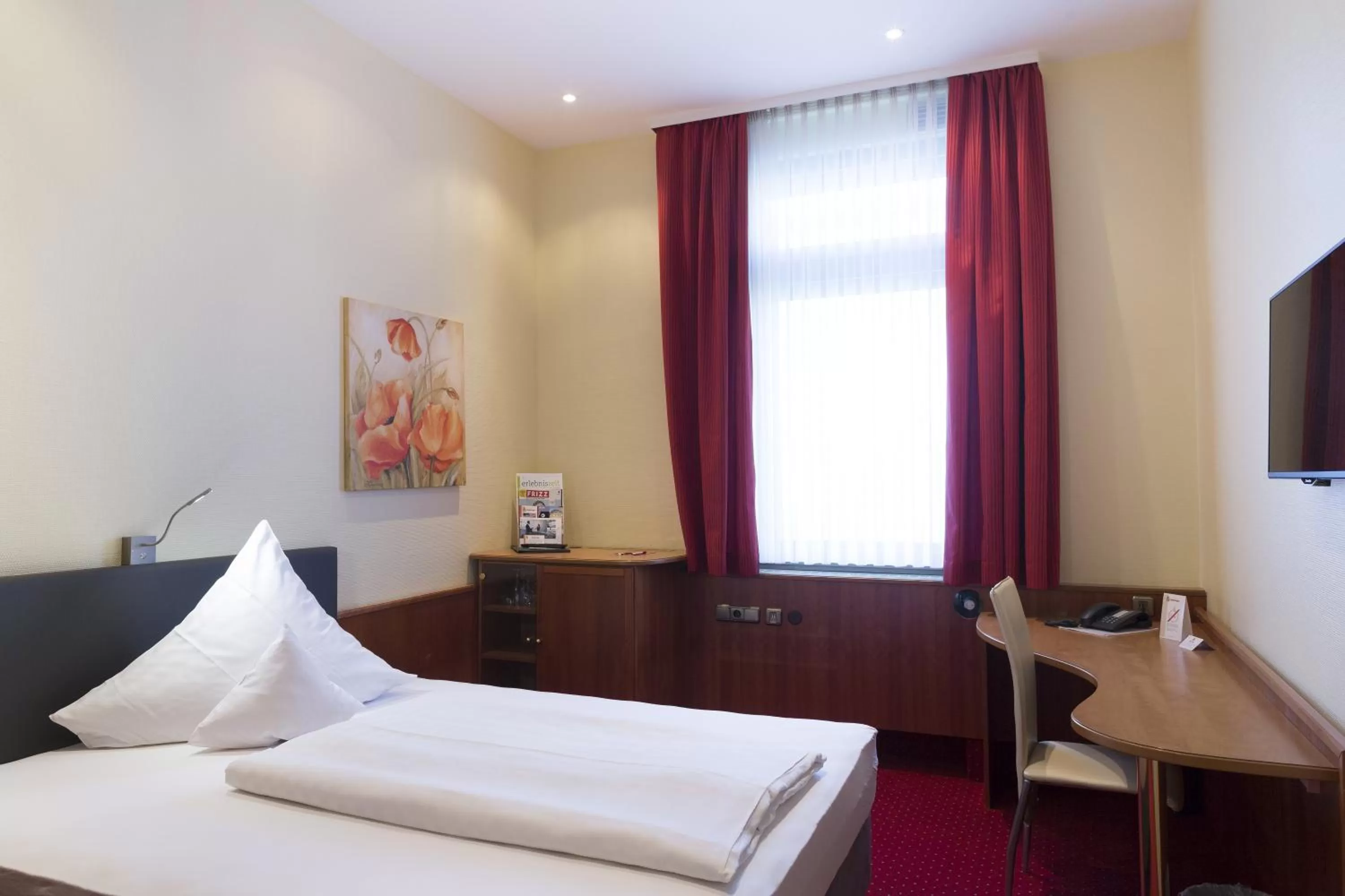 Executive Queen Room in TOP Hotel Amberger
