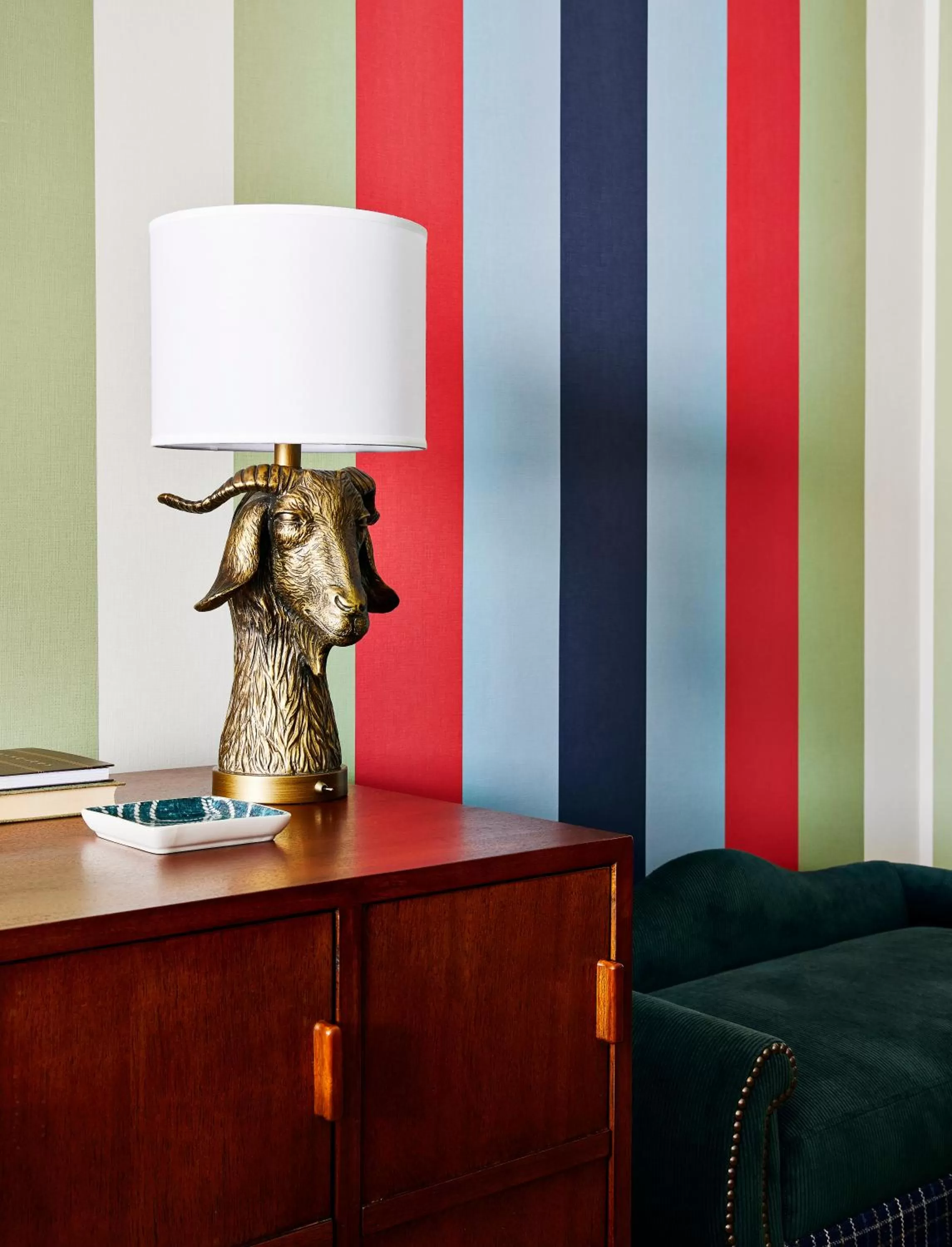 Deluxe King Suite in Graduate by Hilton Annapolis