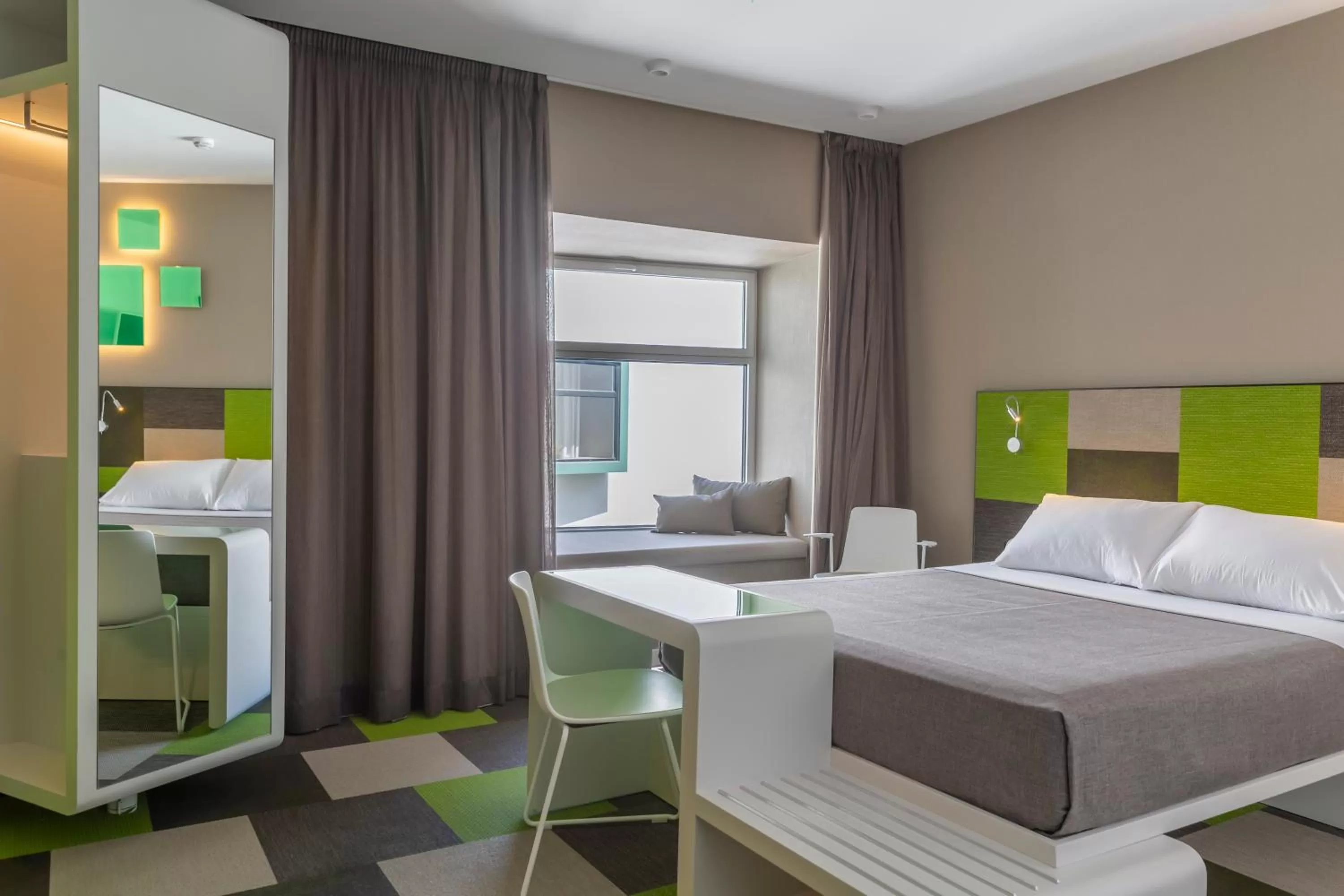 Queen Room in Hotel Macià Sevilla Kubb