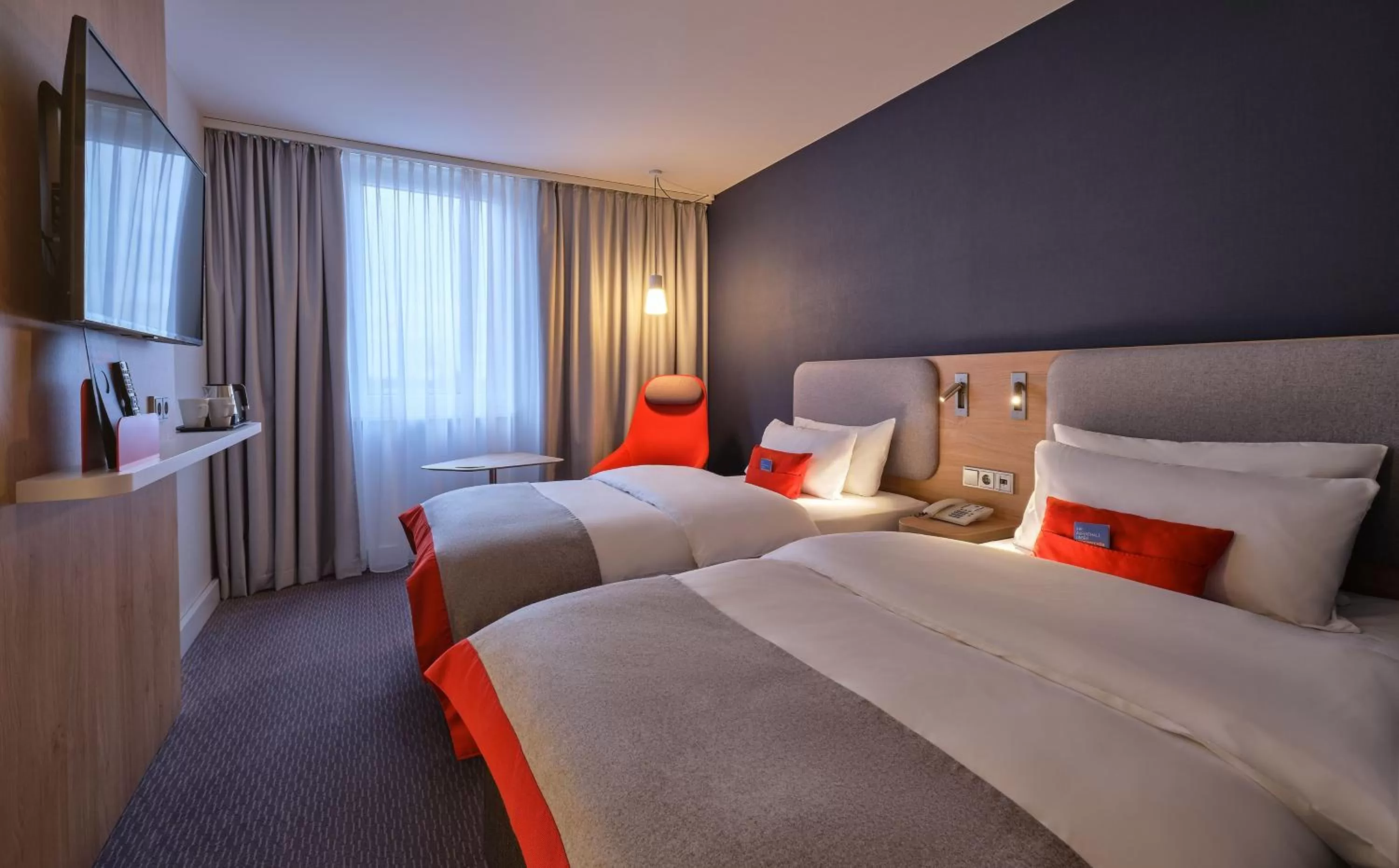 Standard Twin Room in Holiday Inn Express Cologne Troisdorf by IHG
