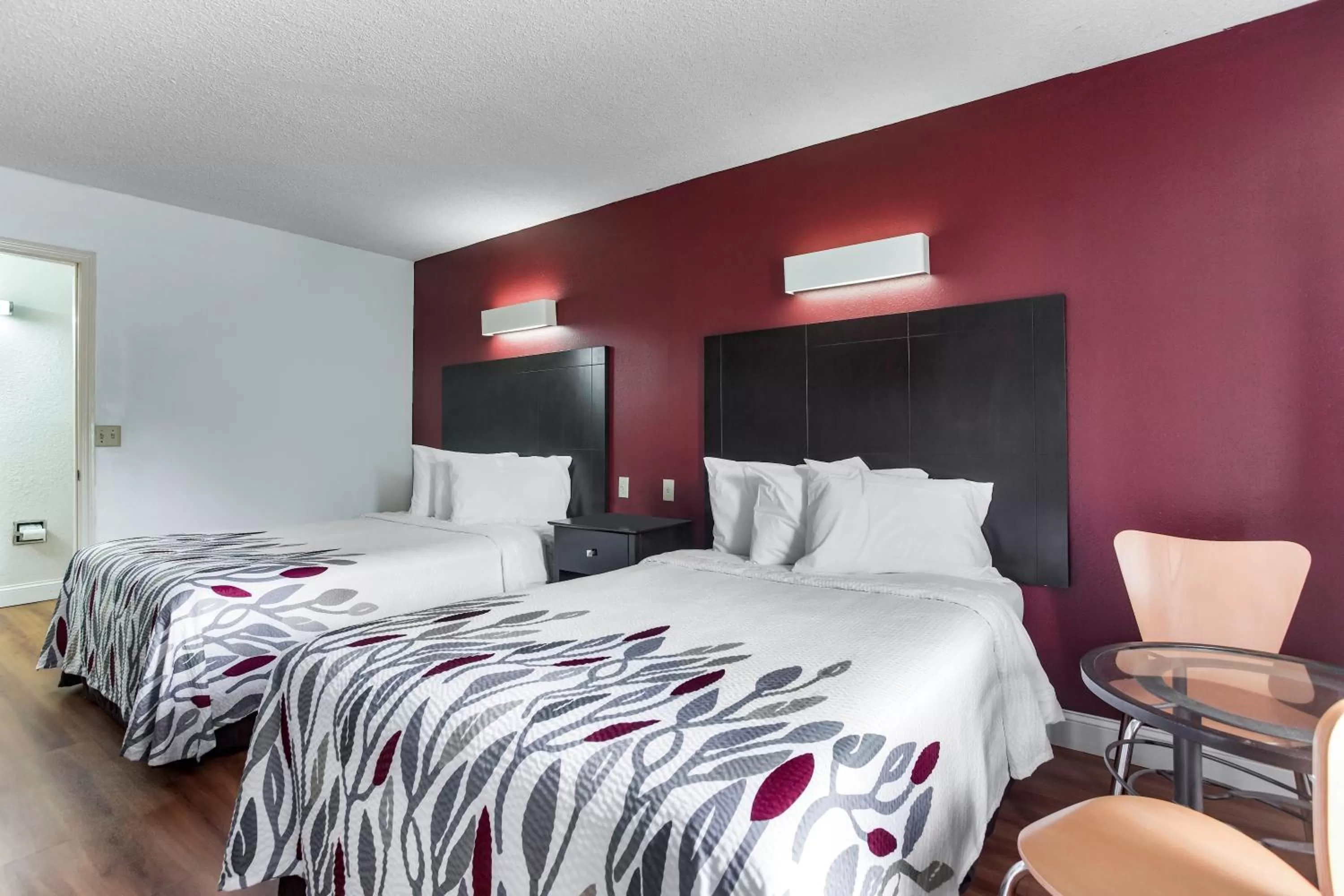 Deluxe Double Room with Two Double Beds - Disability Access/Non-Smoking in Red Roof Inn Monteagle - I-24