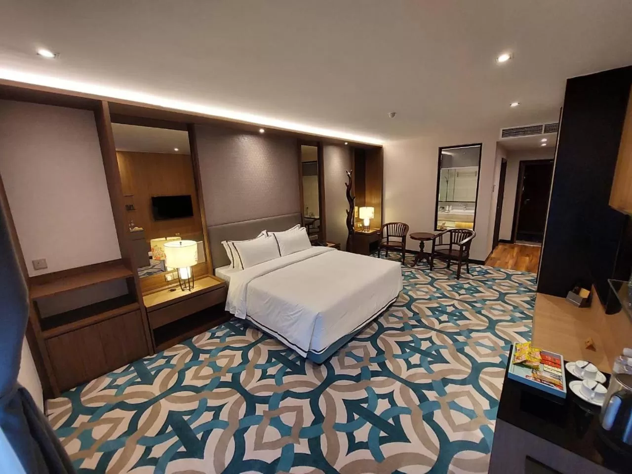 Executive Room 2 in CHRISTEE SUITES HOTEL