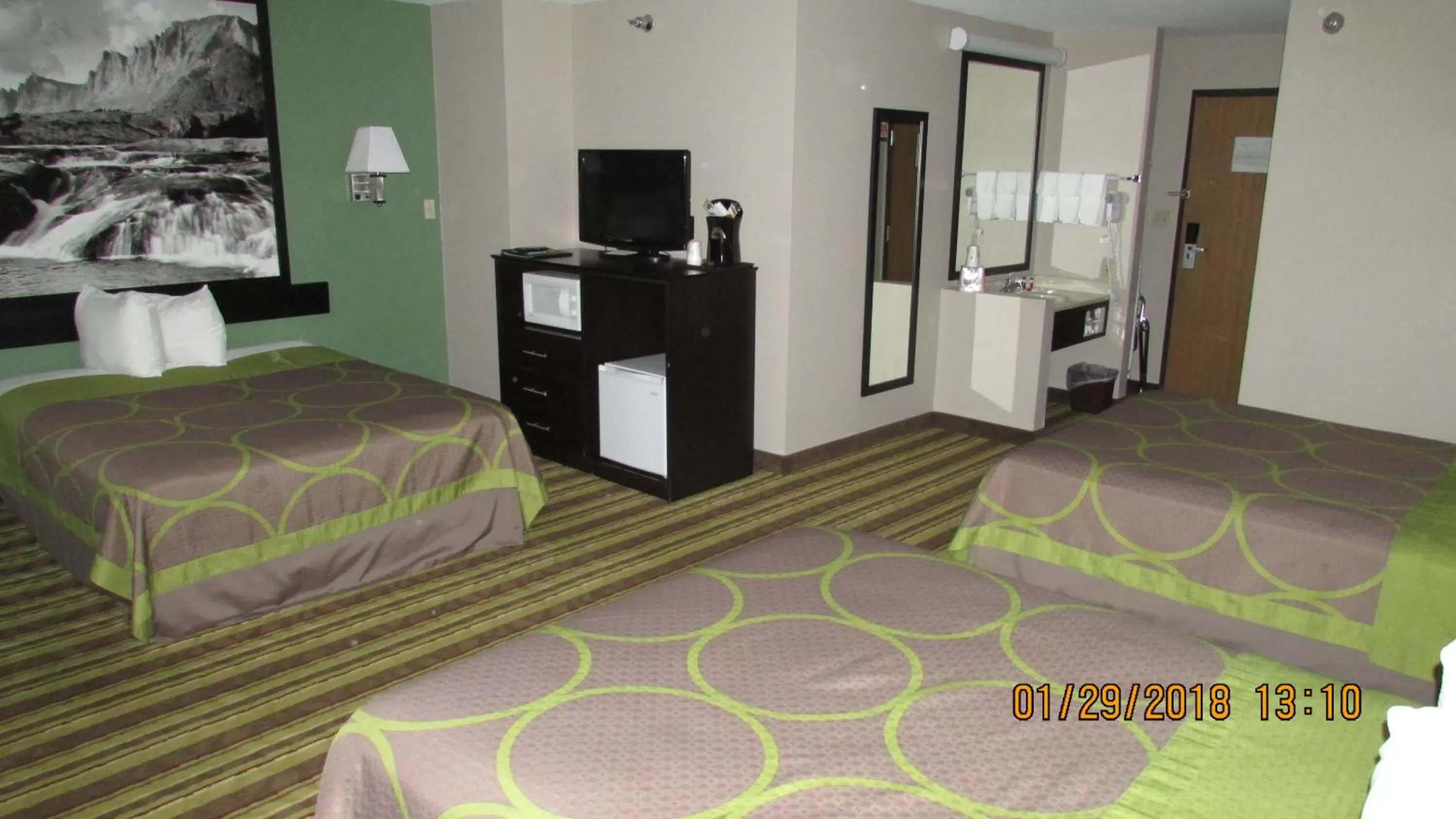 Queen Room with Three Queen Beds - Non-Smoking in Super 8 by Wyndham Rock Springs