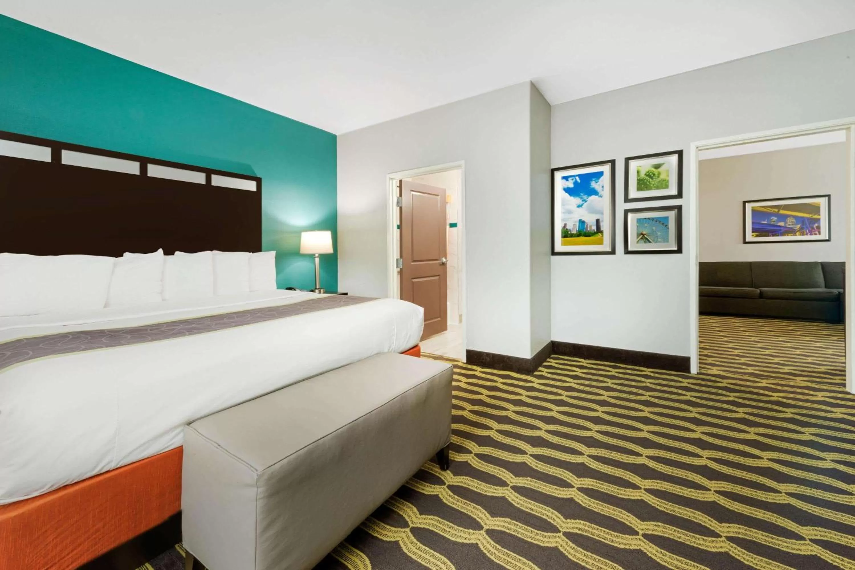 Two-Bedroom Suite with Two King Beds and Hearing Access, Non-Smoking in La Quinta by Wyndham Houston Humble Atascocita