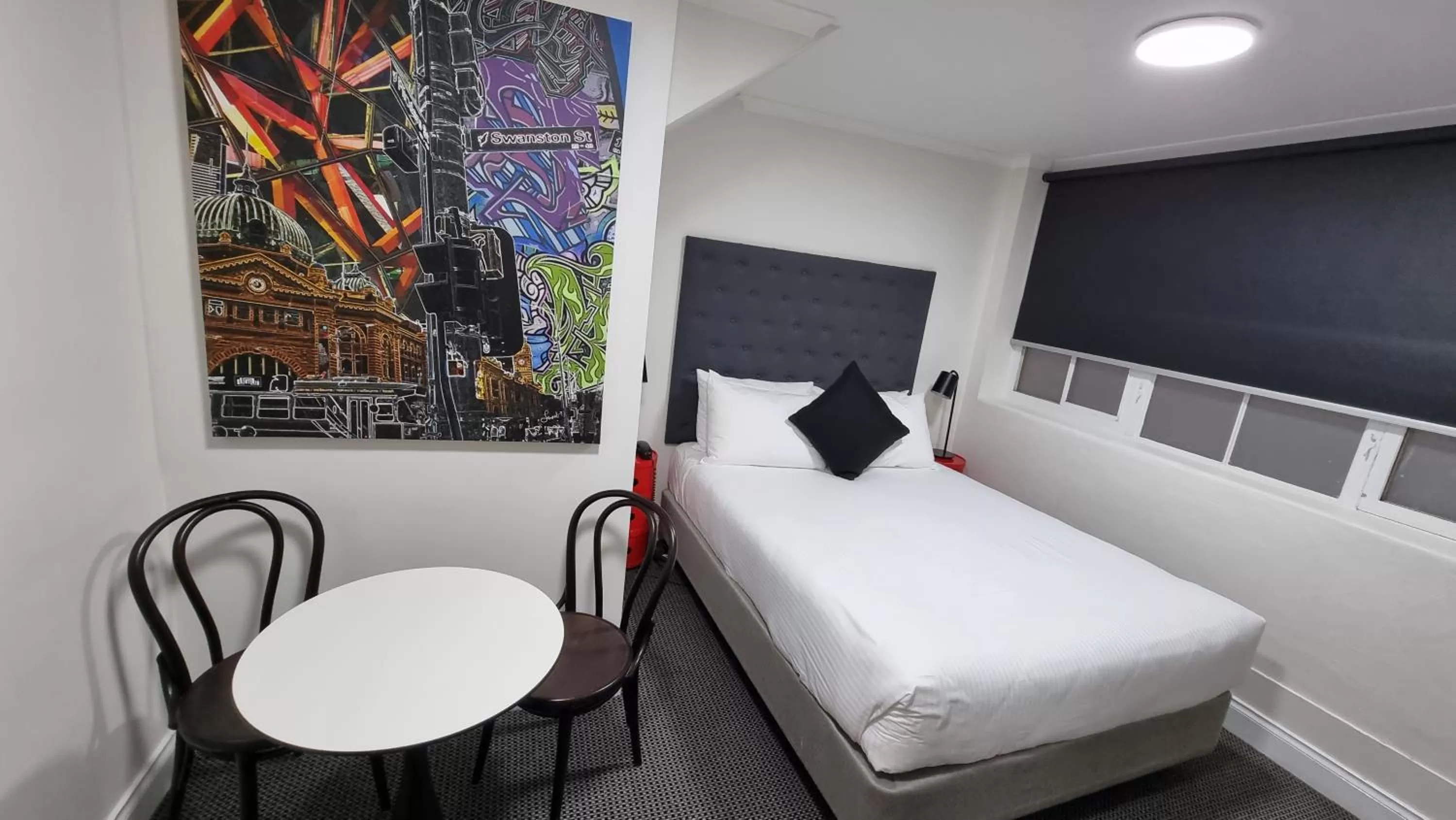 Studio Apartment in Quality Apartments Melbourne Central