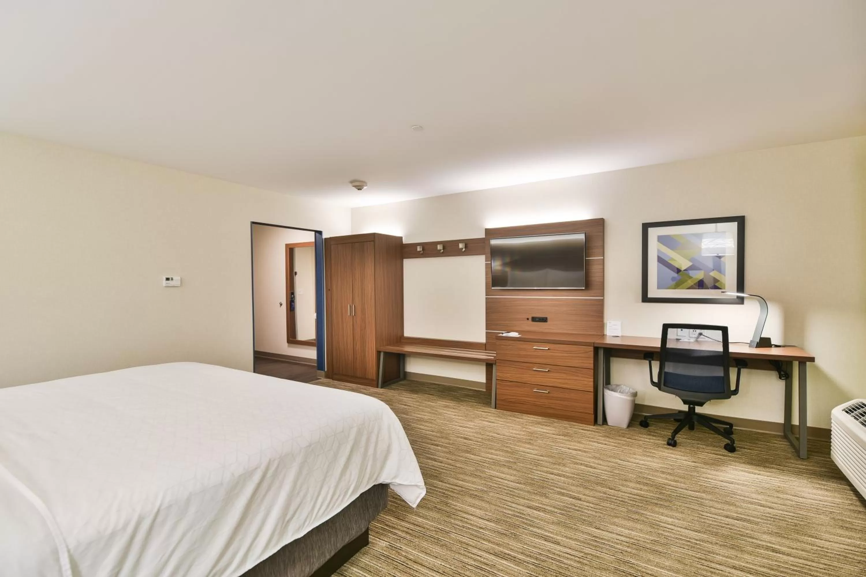 King Room - Hearing Accessible - Non-Smoking in Holiday Inn Express & Suites Lehi - Thanksgiving Point, an IHG Hotel