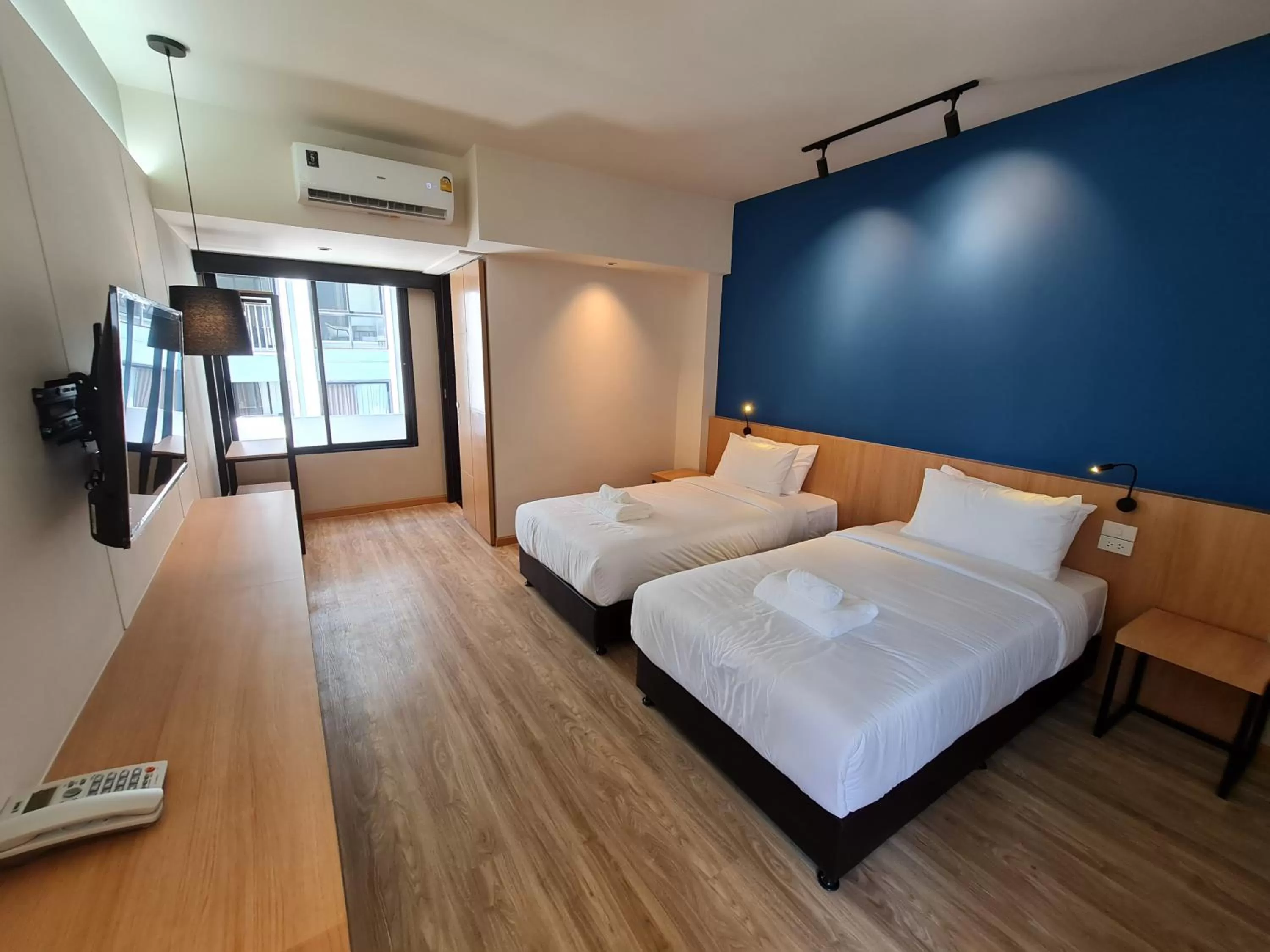 Twin Room in The Neuf@Ratchada